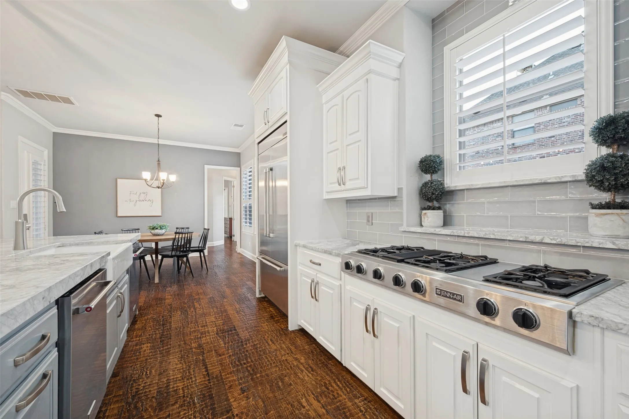 Single Family Residence For Sale in Collin County , 2570 BENDBROOK Trail, Prosper, Texas 75078, 5 Bedroom, 4 Bathroom, 3 Garage spaces, 4,019 Sqft, built in 2002, mls#21388863, Real Estate Agent in Prosper, Homes For Sale in Collin county, Homes For Sale in Prosper, Realtor in Prosper Texas, Real Estate Brokerage Independent Realty Texas, Luminita Cordes Realtor