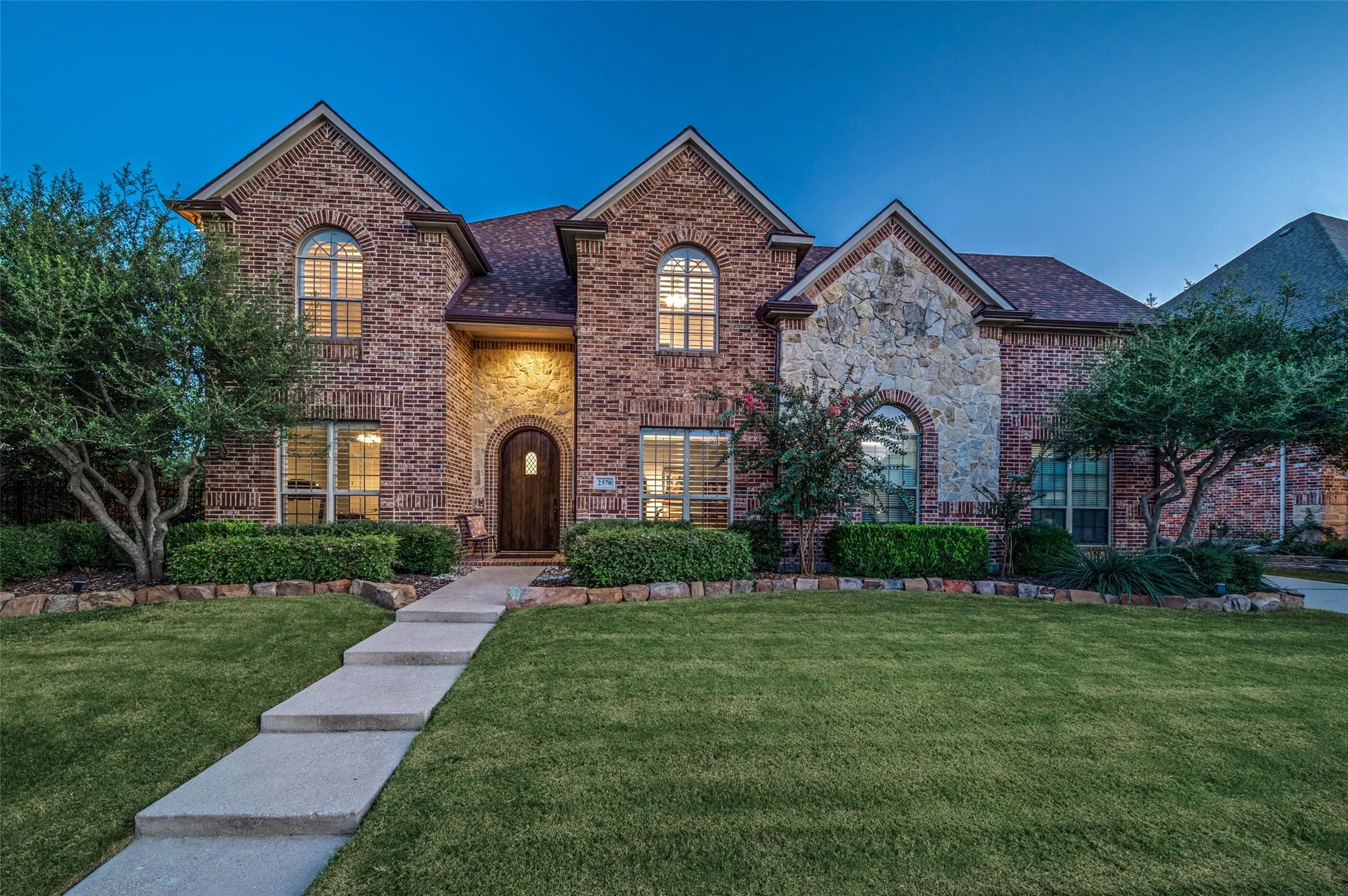 Single Family Residence For Sale in Collin County , 2570 BENDBROOK Trail, Prosper, Texas 75078, 5 Bedroom, 4 Bathroom, 3 Garage spaces, 4,019 Sqft, built in 2002, mls#21388863, Real Estate Agent in Prosper, Homes For Sale in Collin county, Homes For Sale in Prosper, Realtor in Prosper Texas, Real Estate Brokerage Independent Realty Texas, Luminita Cordes Realtor