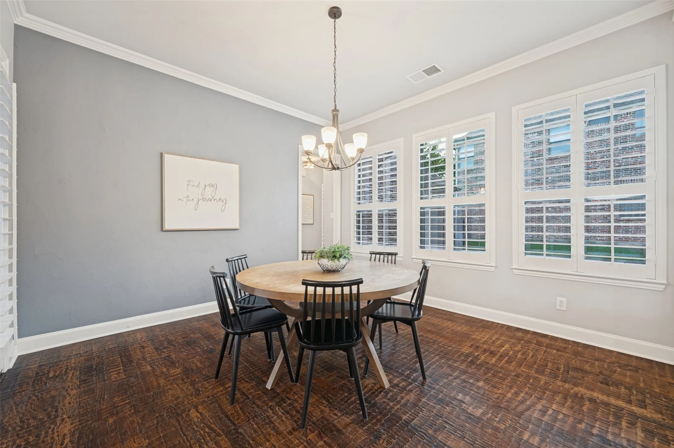 Single Family Residence For Sale in Collin County , 2570 BENDBROOK Trail, Prosper, Texas 75078, 5 Bedroom, 4 Bathroom, 3 Garage spaces, 4,019 Sqft, built in 2002, mls#21388863, Real Estate Agent in Prosper, Homes For Sale in Collin county, Homes For Sale in Prosper, Realtor in Prosper Texas, Real Estate Brokerage Independent Realty Texas, Luminita Cordes Realtor