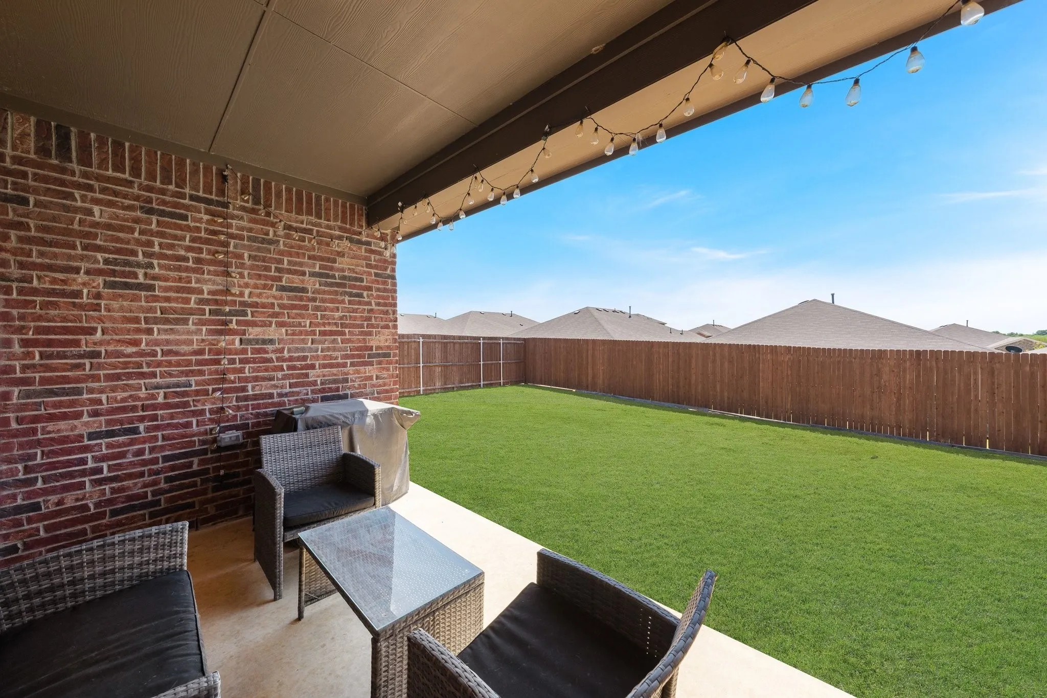 Single Family Residence For Sale in Ellis County , 884 Jett Drive, Ferris, Texas 75125, 4 Bedroom, 3 Bathroom, 2 Garage spaces, 2,396 Sqft, built in 2023, mls#21382078, Real Estate Agent in Ferris, Homes For Sale in Ellis county, Homes For Sale in Ferris, Realtor in Ferris Texas, Real Estate Brokerage Independent Realty Texas, Luminita Cordes Realtor