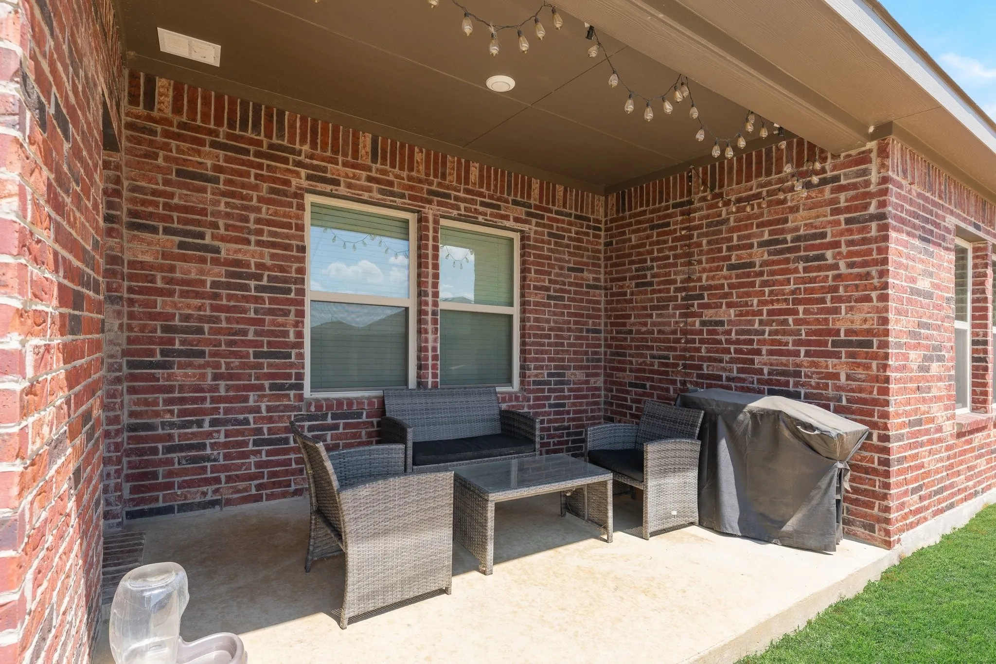 Single Family Residence For Sale in Ellis County , 884 Jett Drive, Ferris, Texas 75125, 4 Bedroom, 3 Bathroom, 2 Garage spaces, 2,396 Sqft, built in 2023, mls#21382078, Real Estate Agent in Ferris, Homes For Sale in Ellis county, Homes For Sale in Ferris, Realtor in Ferris Texas, Real Estate Brokerage Independent Realty Texas, Luminita Cordes Realtor