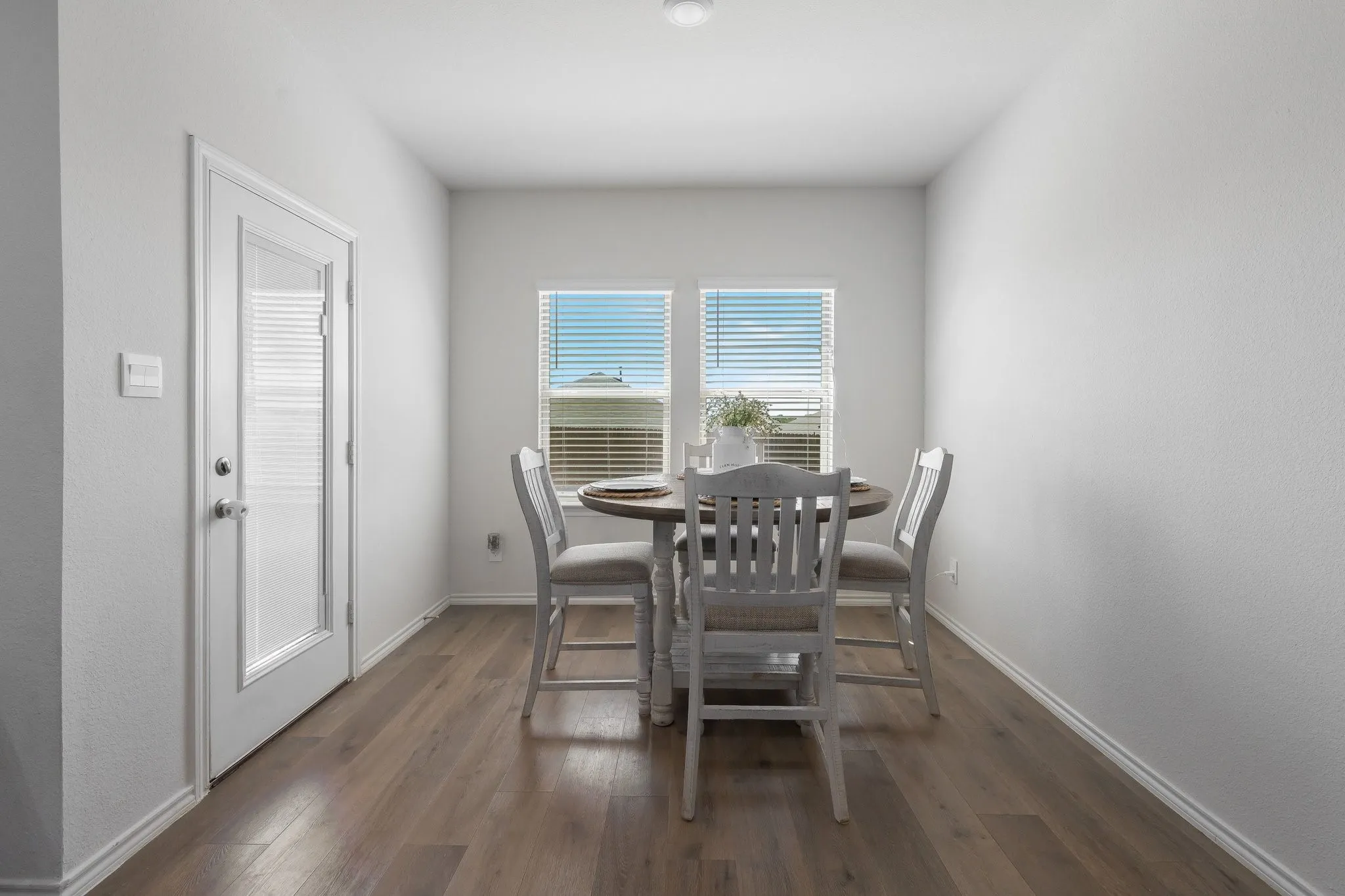 Single Family Residence For Sale in Ellis County , 884 Jett Drive, Ferris, Texas 75125, 4 Bedroom, 3 Bathroom, 2 Garage spaces, 2,396 Sqft, built in 2023, mls#21382078, Real Estate Agent in Ferris, Homes For Sale in Ellis county, Homes For Sale in Ferris, Realtor in Ferris Texas, Real Estate Brokerage Independent Realty Texas, Luminita Cordes Realtor