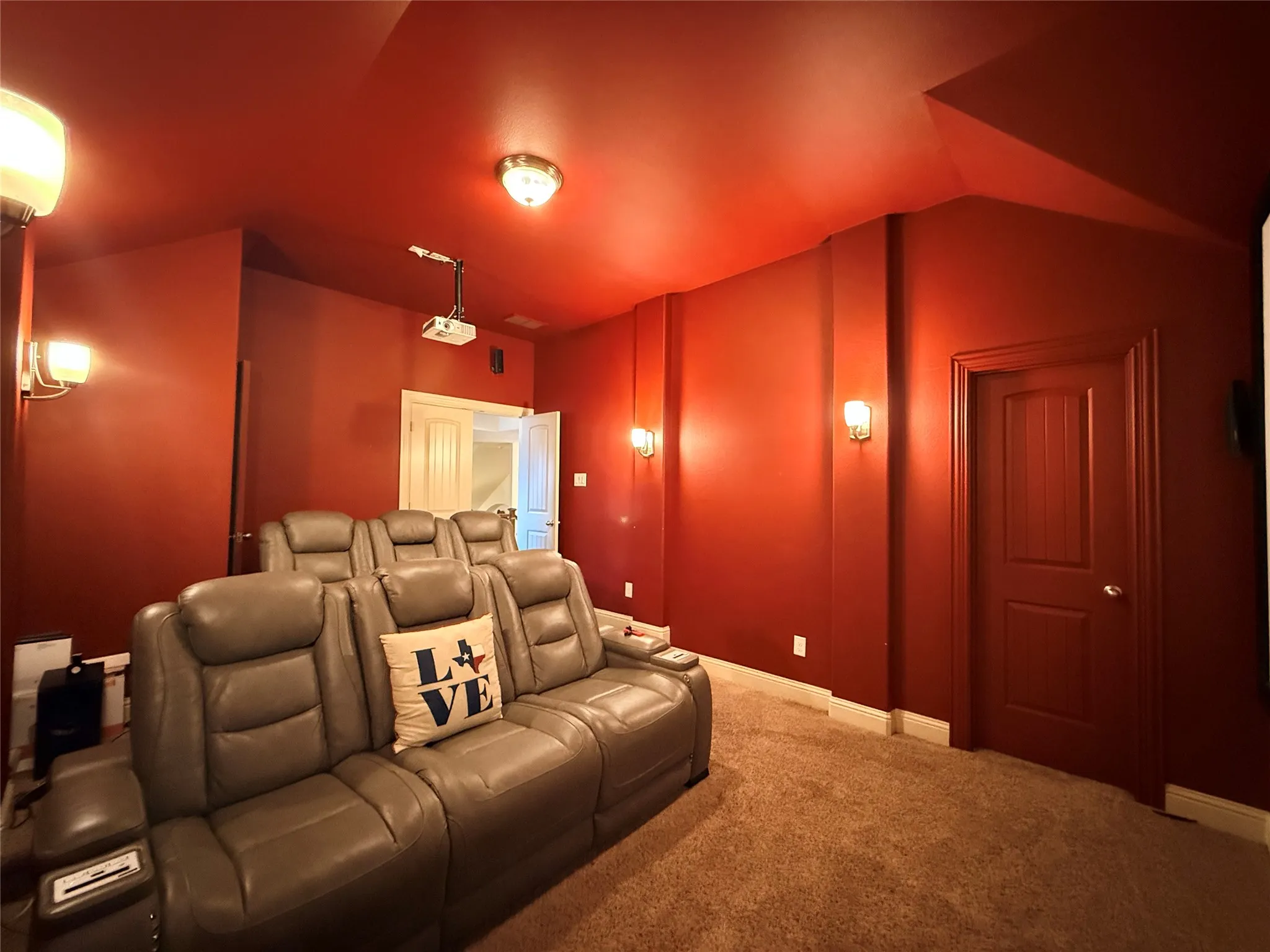Single Family Residence For Sale in Dallas County , 220 Rolling Fork Bend, Irving, Texas 75039, 4 Bedroom, 4 Bathroom, 2 Garage spaces, 3,266 Sqft, built in 2012, mls#21389902, Real Estate Agent in Irving, Homes For Sale in Dallas county, Homes For Sale in Irving, Realtor in Irving Texas, Real Estate Brokerage Independent Realty Texas, Luminita Cordes Realtor