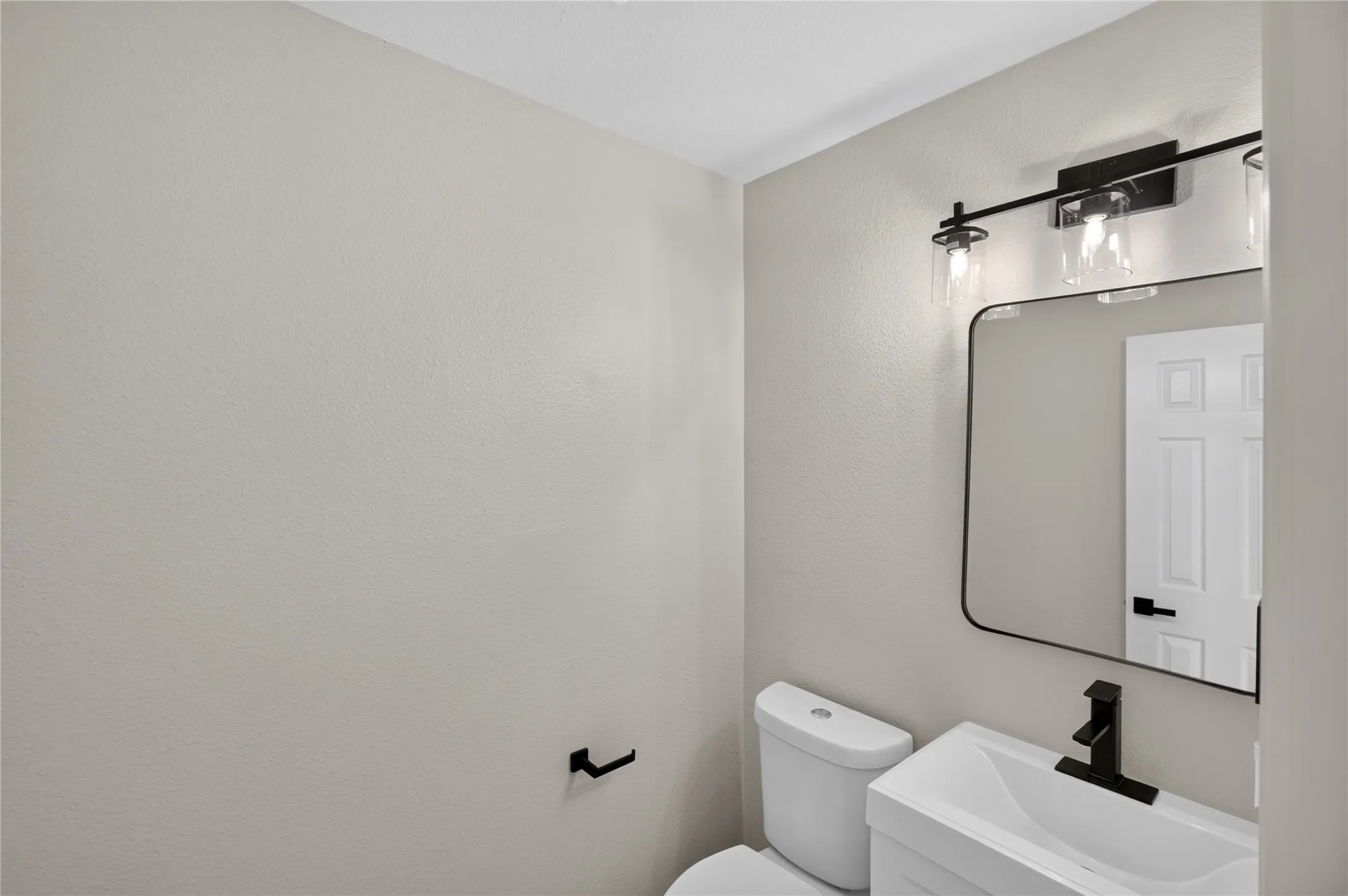 Single Family Residence For Sale in Tarrant County , 2630 Winslow Drive, Grand Prairie, Texas 75052, 4 Bedroom, 3 Bathroom, 2 Garage spaces, 2,332 Sqft, built in 1983, mls#21390050, Real Estate Agent in Grand Prairie, Homes For Sale in Tarrant county, Homes For Sale in Grand Prairie, Realtor in Grand Prairie Texas, Real Estate Brokerage Independent Realty Texas, Luminita Cordes Realtor