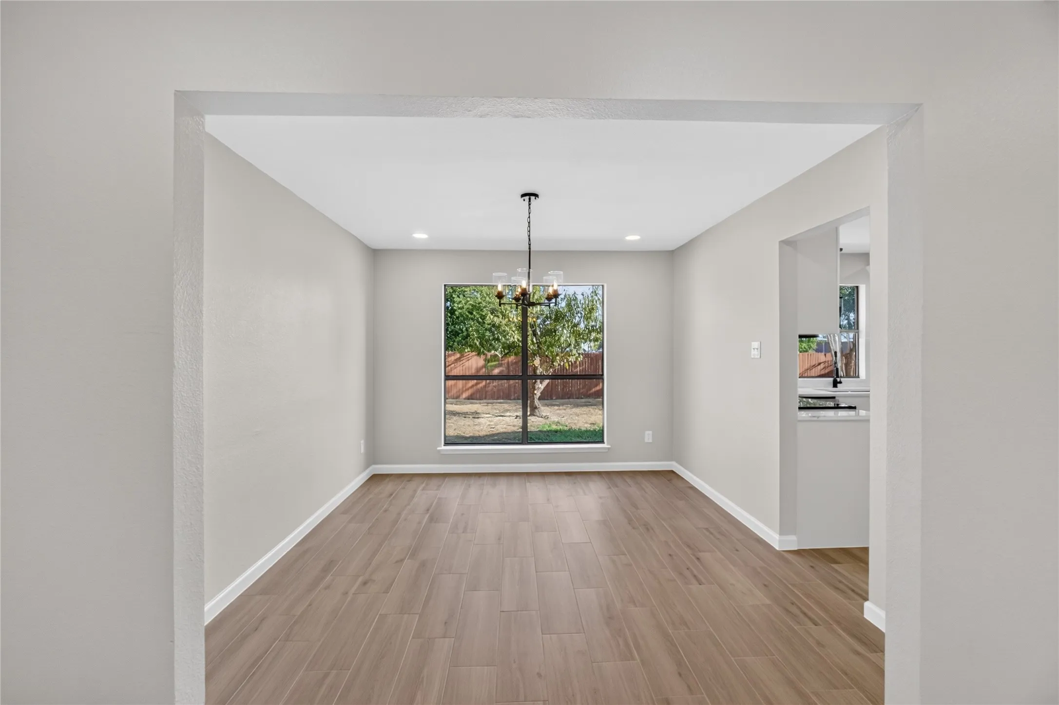 Single Family Residence For Sale in Tarrant County , 2630 Winslow Drive, Grand Prairie, Texas 75052, 4 Bedroom, 3 Bathroom, 2 Garage spaces, 2,332 Sqft, built in 1983, mls#21390050, Real Estate Agent in Grand Prairie, Homes For Sale in Tarrant county, Homes For Sale in Grand Prairie, Realtor in Grand Prairie Texas, Real Estate Brokerage Independent Realty Texas, Luminita Cordes Realtor