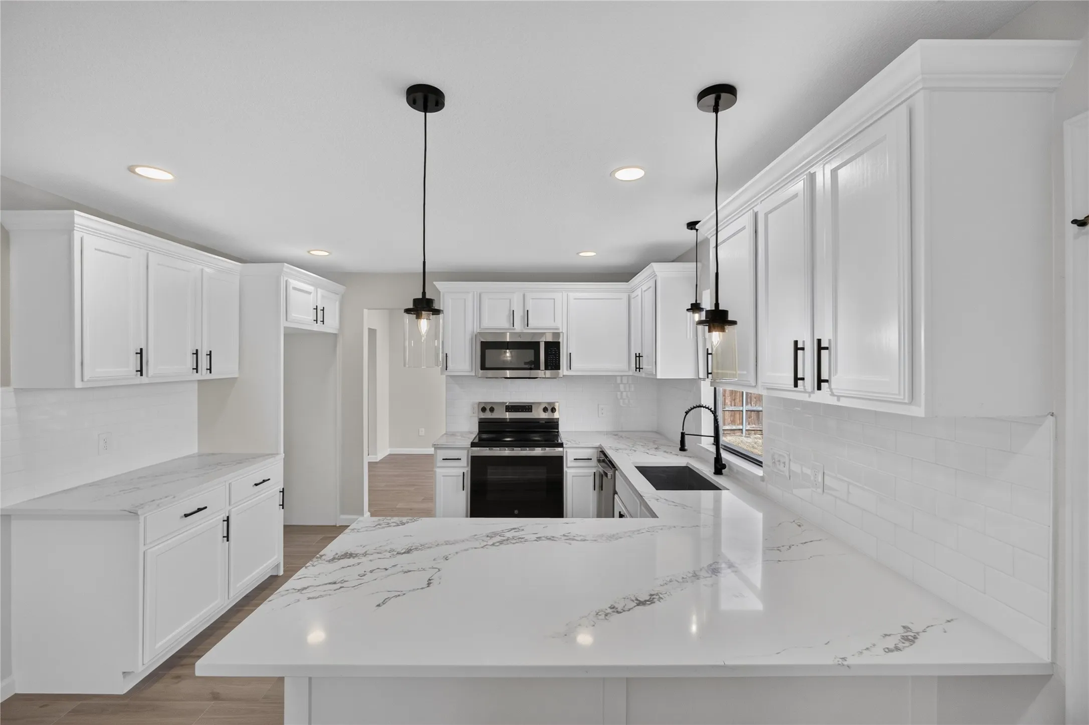Single Family Residence For Sale in Tarrant County , 2630 Winslow Drive, Grand Prairie, Texas 75052, 4 Bedroom, 3 Bathroom, 2 Garage spaces, 2,332 Sqft, built in 1983, mls#21390050, Real Estate Agent in Grand Prairie, Homes For Sale in Tarrant county, Homes For Sale in Grand Prairie, Realtor in Grand Prairie Texas, Real Estate Brokerage Independent Realty Texas, Luminita Cordes Realtor