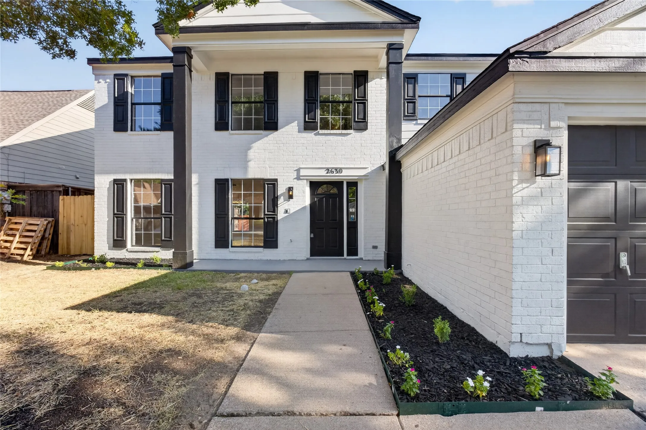 Single Family Residence For Sale in Tarrant County , 2630 Winslow Drive, Grand Prairie, Texas 75052, 4 Bedroom, 3 Bathroom, 2 Garage spaces, 2,332 Sqft, built in 1983, mls#21390050, Real Estate Agent in Grand Prairie, Homes For Sale in Tarrant county, Homes For Sale in Grand Prairie, Realtor in Grand Prairie Texas, Real Estate Brokerage Independent Realty Texas, Luminita Cordes Realtor