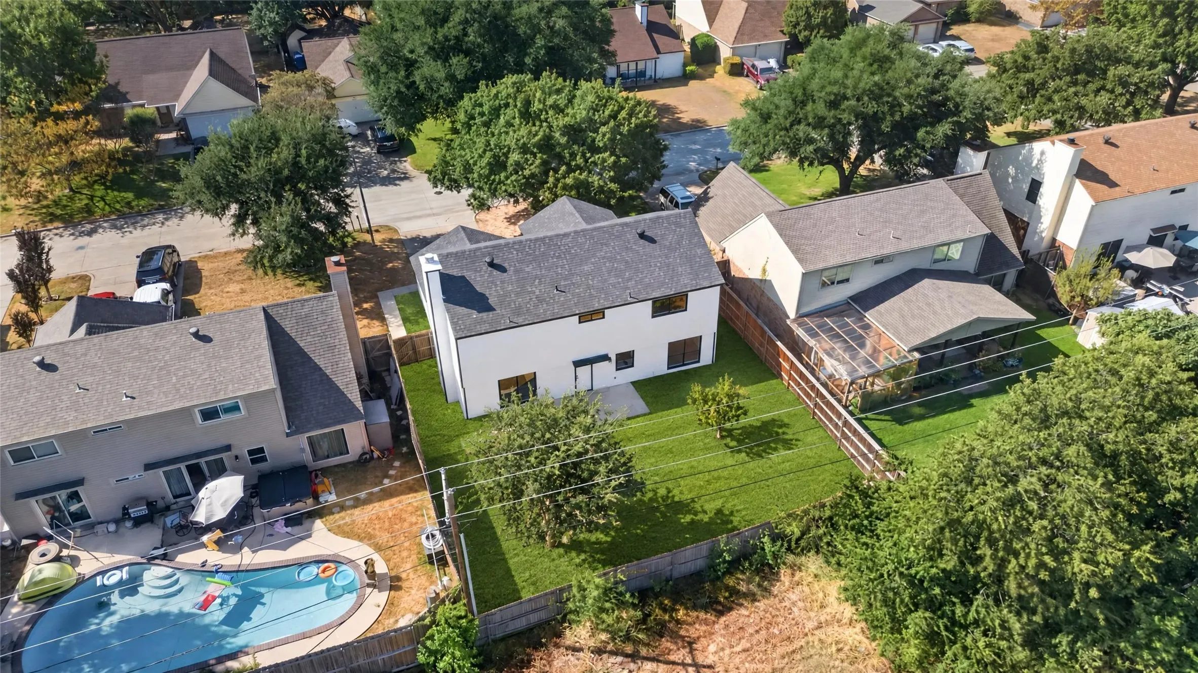 Single Family Residence For Sale in Tarrant County , 2630 Winslow Drive, Grand Prairie, Texas 75052, 4 Bedroom, 3 Bathroom, 2 Garage spaces, 2,332 Sqft, built in 1983, mls#21390050, Real Estate Agent in Grand Prairie, Homes For Sale in Tarrant county, Homes For Sale in Grand Prairie, Realtor in Grand Prairie Texas, Real Estate Brokerage Independent Realty Texas, Luminita Cordes Realtor