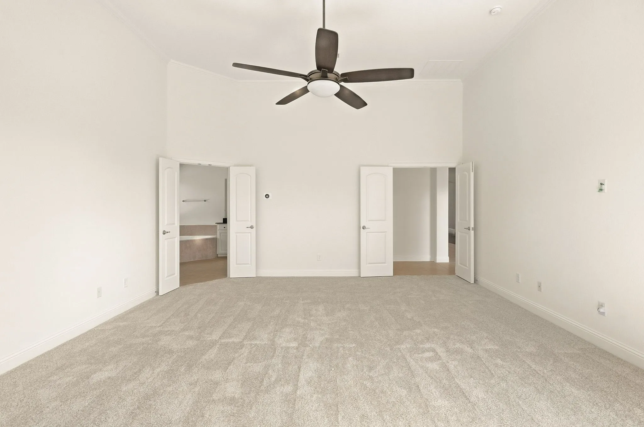 Single Family Residence For Sale in Collin County , 441 Wildwood Drive, Murphy, Texas 75094, 4 Bedroom, 3 Bathroom, 2 Garage spaces, 3,134 Sqft, built in 2010, mls#21388898, Real Estate Agent in Murphy, Homes For Sale in Collin county, Homes For Sale in Murphy, Realtor in Murphy Texas, Real Estate Brokerage Independent Realty Texas, Luminita Cordes Realtor