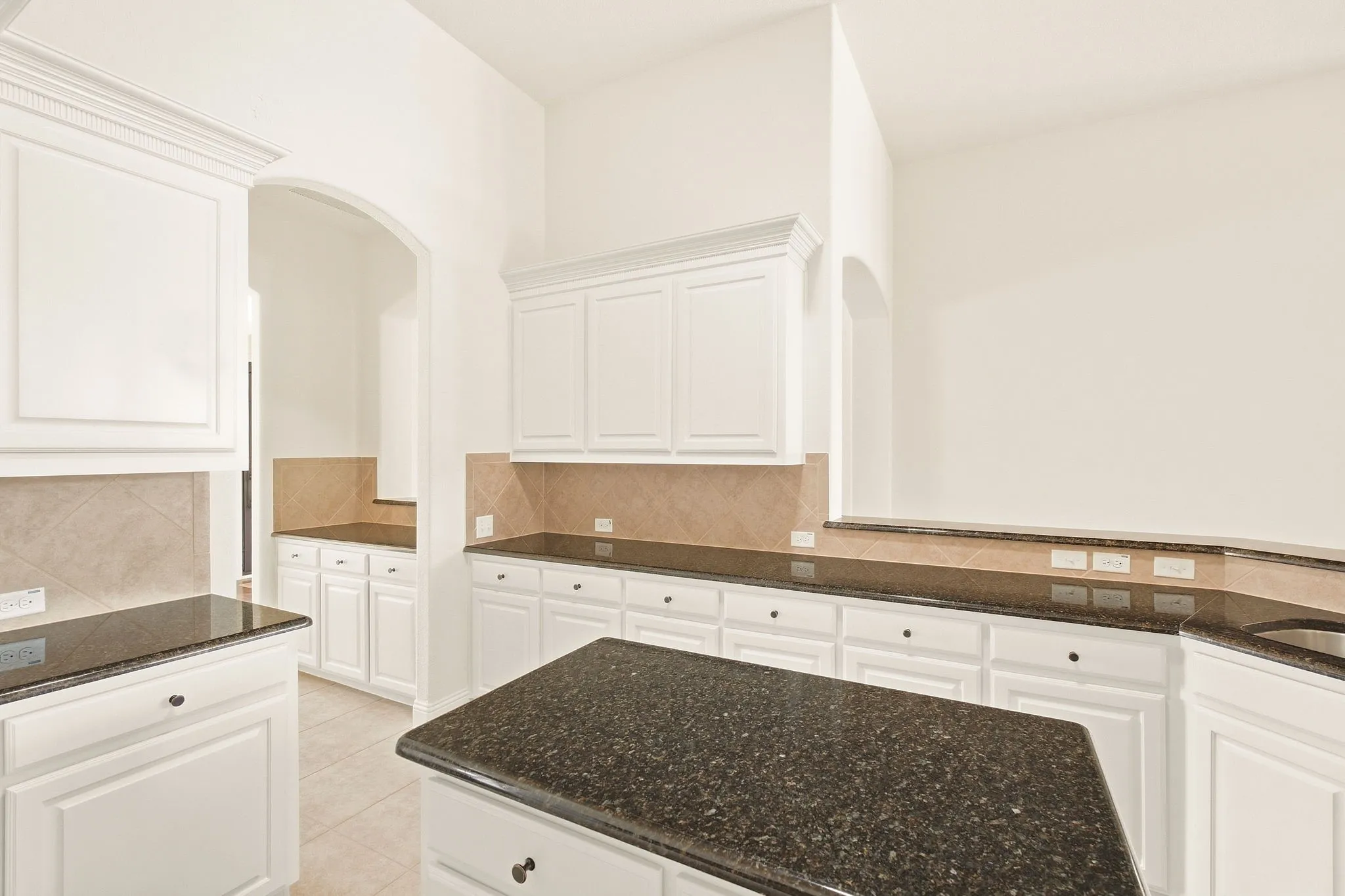 Single Family Residence For Sale in Collin County , 441 Wildwood Drive, Murphy, Texas 75094, 4 Bedroom, 3 Bathroom, 2 Garage spaces, 3,134 Sqft, built in 2010, mls#21388898, Real Estate Agent in Murphy, Homes For Sale in Collin county, Homes For Sale in Murphy, Realtor in Murphy Texas, Real Estate Brokerage Independent Realty Texas, Luminita Cordes Realtor