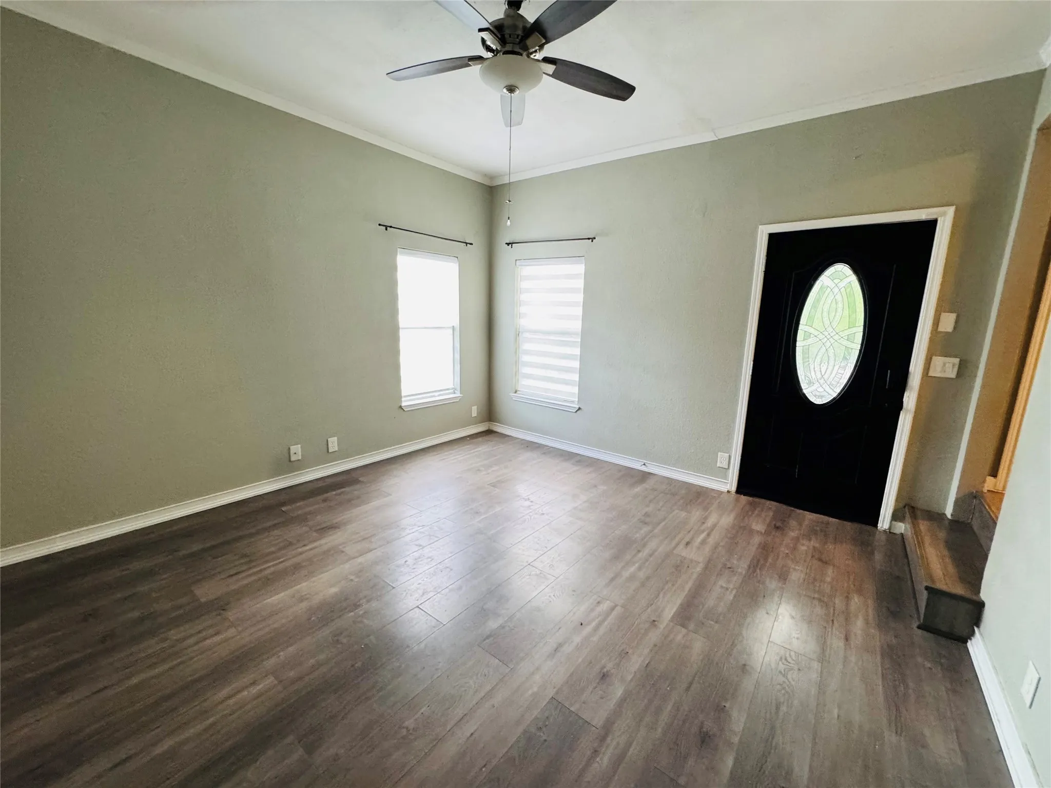 Single Family Residence For Sale in Hood County , 1712 Smokehouse Road, Granbury, Texas 76049, 3 Bedroom, 3 Bathroom, 1 Garage spaces, 1,608 Sqft, built in 1988, mls#21389656, Real Estate Agent in Granbury, Homes For Sale in Hood county, Homes For Sale in Granbury, Realtor in Granbury Texas, Real Estate Brokerage Independent Realty Texas, Luminita Cordes Realtor