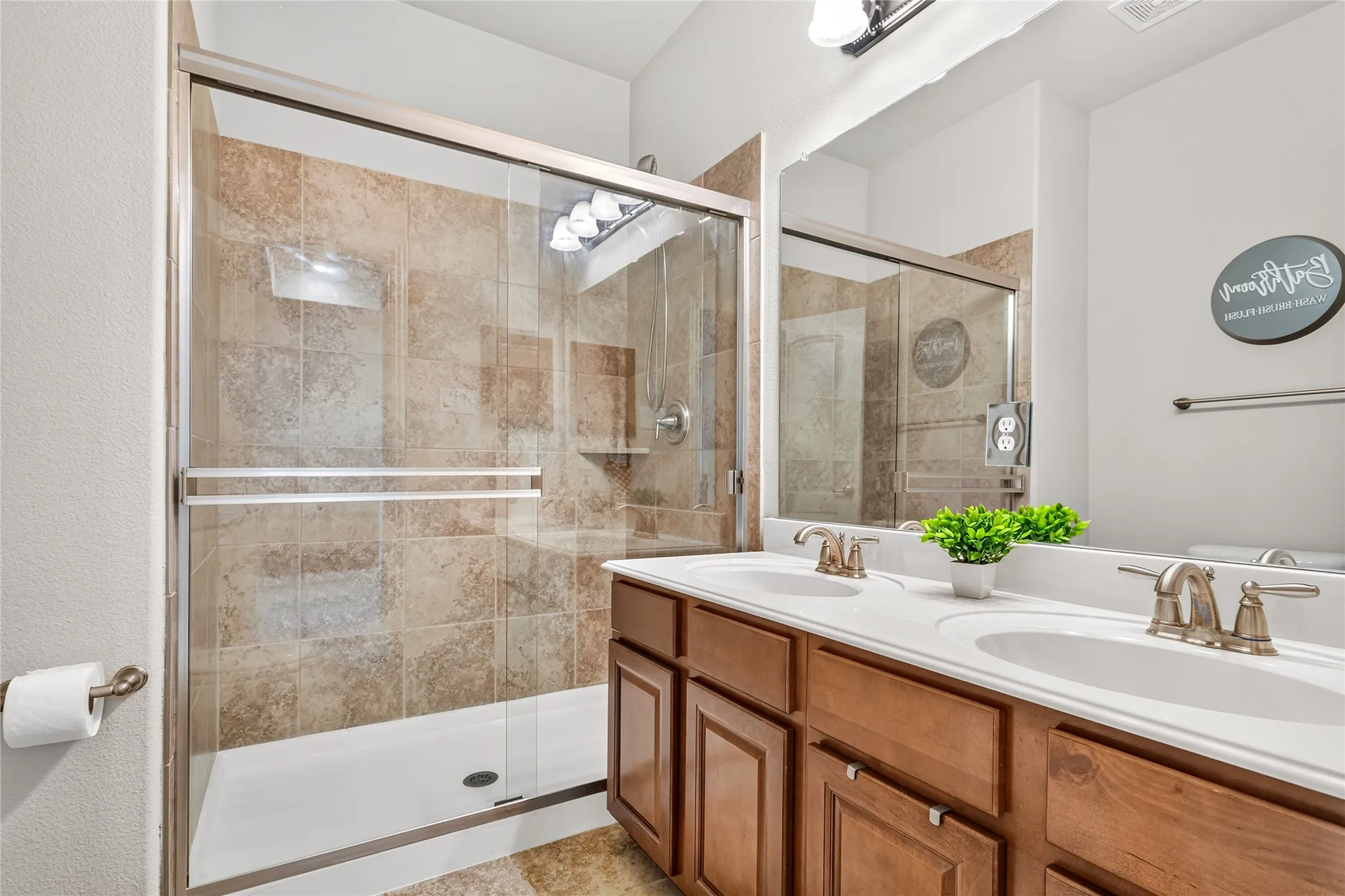 Second bathroom located on the second floor