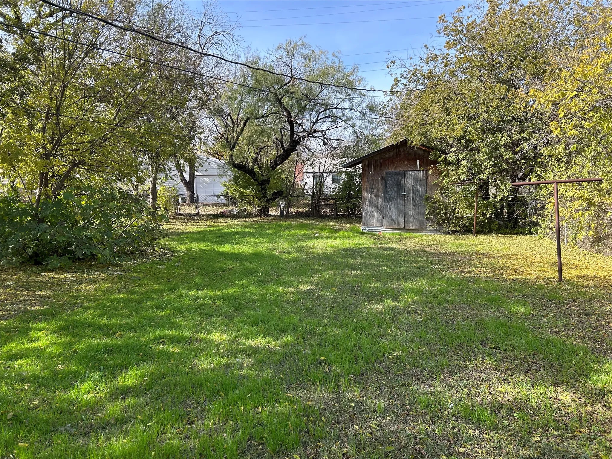 Single Family Residence For Rent in Taylor County , 2210 Vine Street, Abilene, Texas 79602, 3 Bedroom, 1 Bathroom, Garage spaces, 1,120 Sqft, built in 1950, mls#21390112, Real Estate Agent in Abilene, Homes For Rent in Taylor county, Homes For Rent in Abilene, Realtor in Abilene Texas, Real Estate Brokerage Independent Realty Texas, Luminita Cordes Realtor
