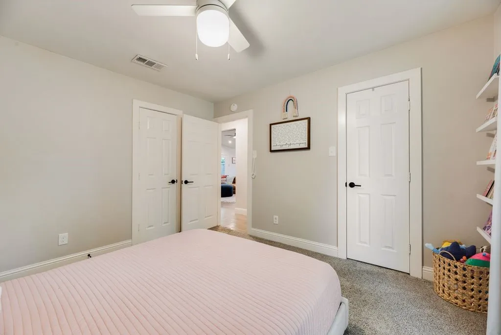 Single Family Residence For Sale in Collin County , 3208 Robin Road, Plano, Texas 75075, 4 Bedroom, 3 Bathroom, 2 Garage spaces, 2,395 Sqft, built in 1975, mls#21389113, Real Estate Agent in Plano, Homes For Sale in Collin county, Homes For Sale in Plano, Realtor in Plano Texas, Real Estate Brokerage Independent Realty Texas, Luminita Cordes Realtor