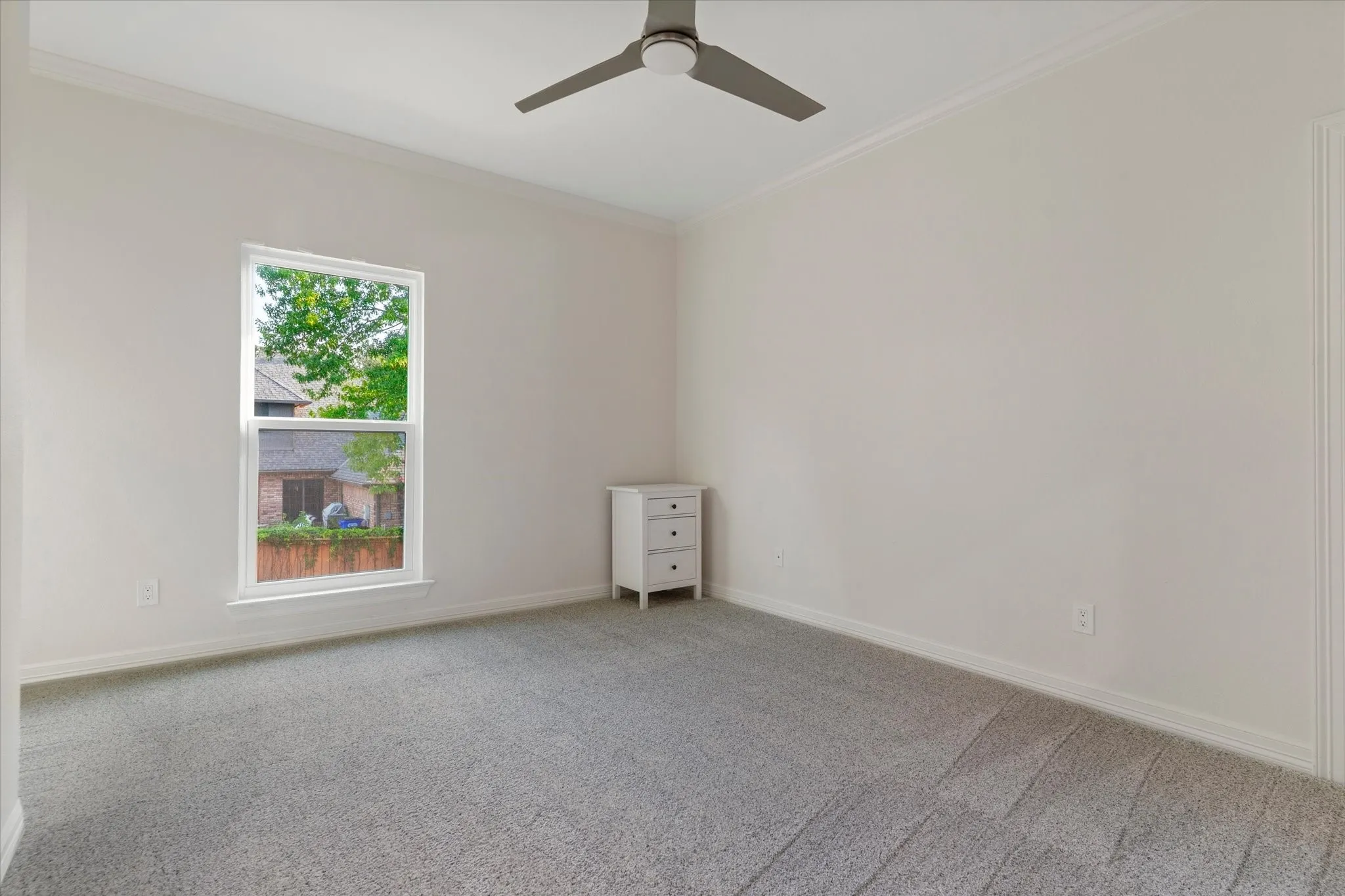 Single Family Residence For Sale in Tarrant County , 501 Green Meadow Street N, Colleyville, Texas 76034, 5 Bedroom, 4 Bathroom, 2 Garage spaces, 2,900 Sqft, built in 1986, mls#21384904, Real Estate Agent in Colleyville, Homes For Sale in Tarrant county, Homes For Sale in Colleyville, Realtor in Colleyville Texas, Real Estate Brokerage Independent Realty Texas, Luminita Cordes Realtor