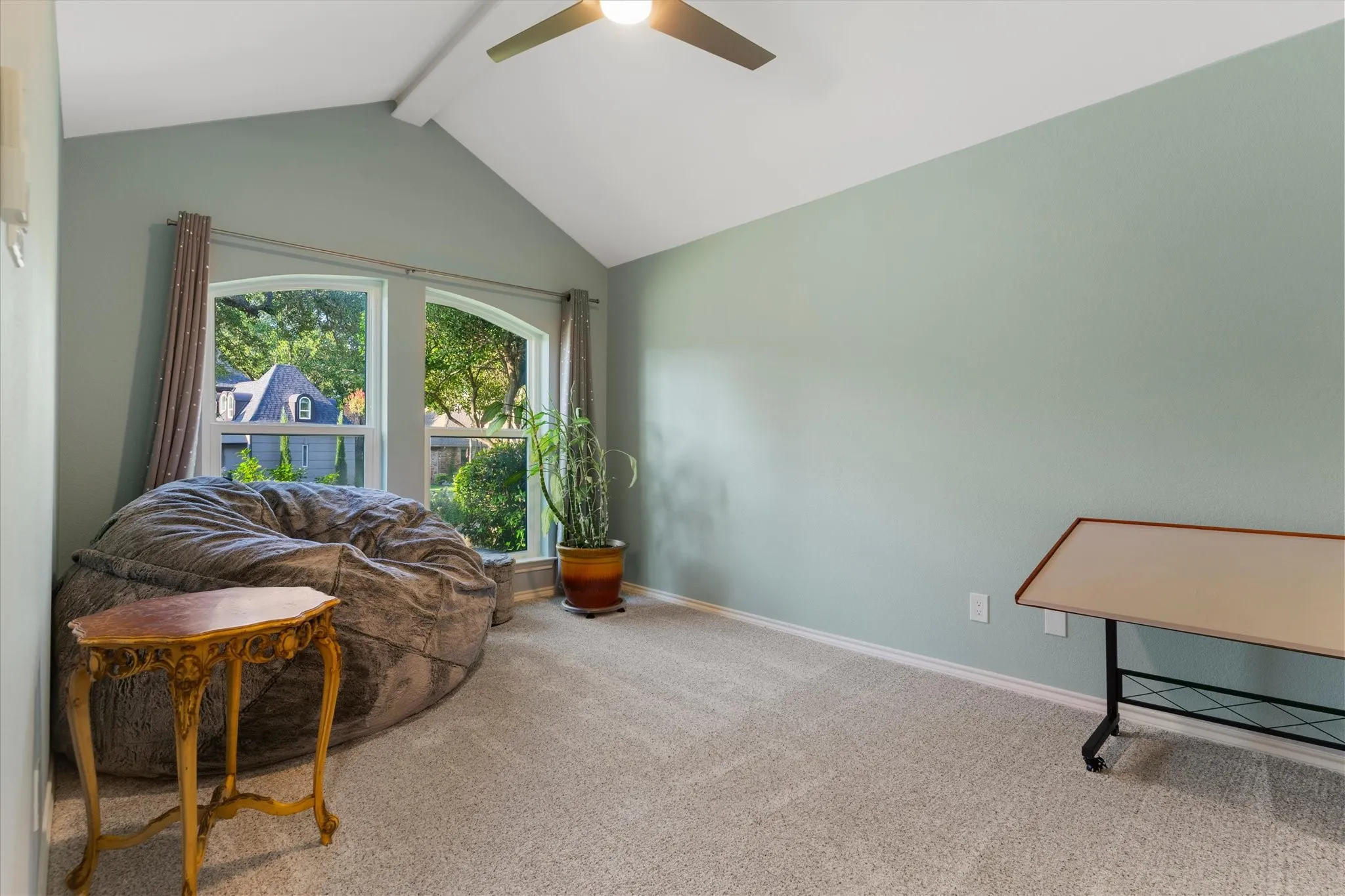 Single Family Residence For Sale in Tarrant County , 501 Green Meadow Street N, Colleyville, Texas 76034, 5 Bedroom, 4 Bathroom, 2 Garage spaces, 2,900 Sqft, built in 1986, mls#21384904, Real Estate Agent in Colleyville, Homes For Sale in Tarrant county, Homes For Sale in Colleyville, Realtor in Colleyville Texas, Real Estate Brokerage Independent Realty Texas, Luminita Cordes Realtor