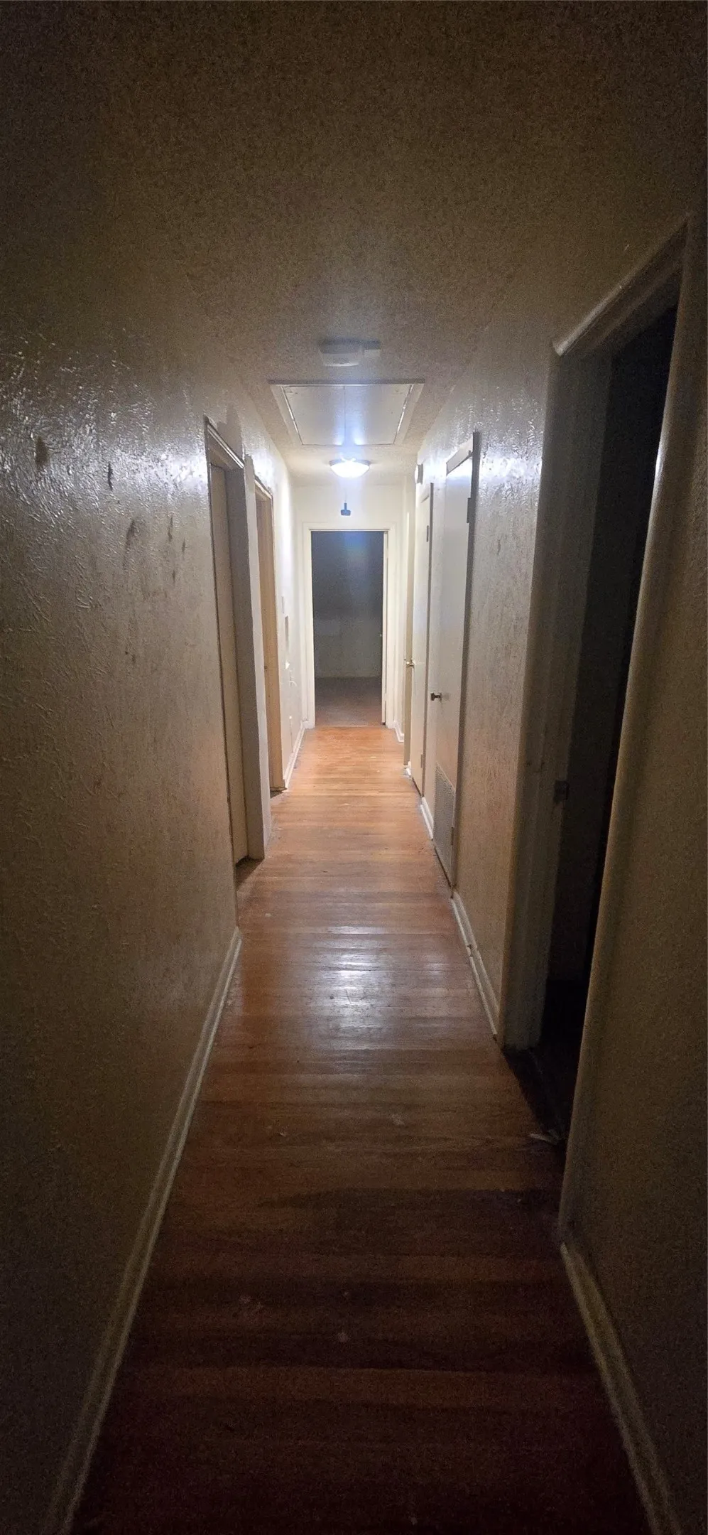 Single Family Residence For Sale in Dallas County , 12052 Bellafonte Drive, Dallas, Texas 75243, 4 Bedroom, 2 Bathroom, Garage spaces, 2,312 Sqft, built in 1955, mls#21287523, Real Estate Agent in Dallas, Homes For Sale in Dallas county, Homes For Sale in Dallas, Realtor in Dallas Texas, Real Estate Brokerage Independent Realty Texas, Luminita Cordes Realtor
