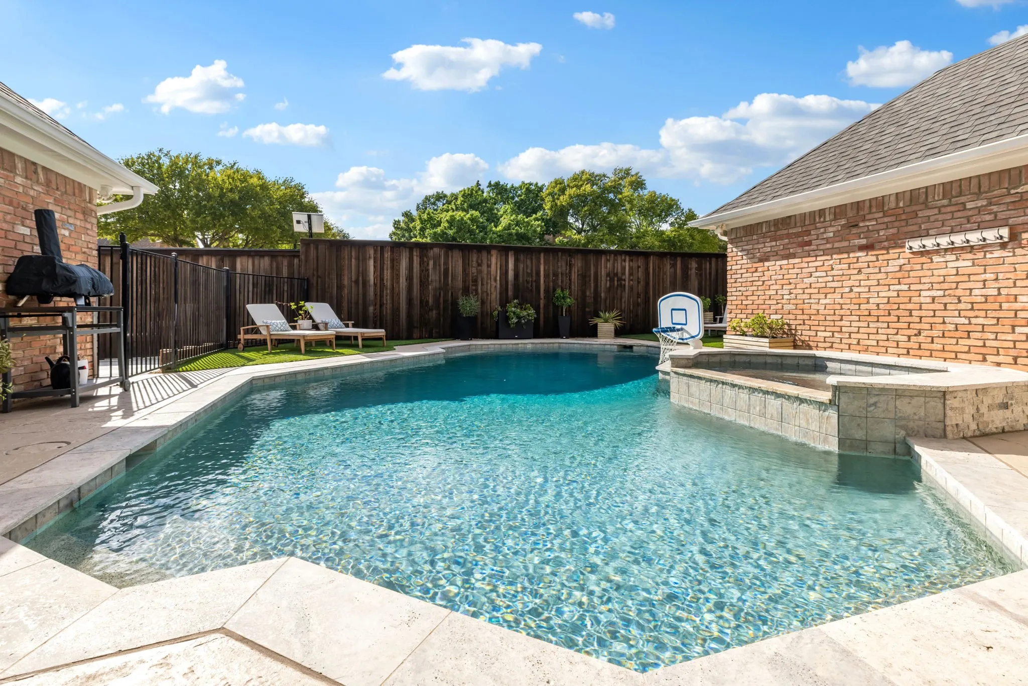 Single Family Residence For Sale in Collin County , 1801 Triple Crown Lane, Plano, Texas 75093, 4 Bedroom, 3 Bathroom, 2 Garage spaces, 2,923 Sqft, built in 1984, mls#21373476, Real Estate Agent in Plano, Homes For Sale in Collin county, Homes For Sale in Plano, Realtor in Plano Texas, Real Estate Brokerage Independent Realty Texas, Luminita Cordes Realtor