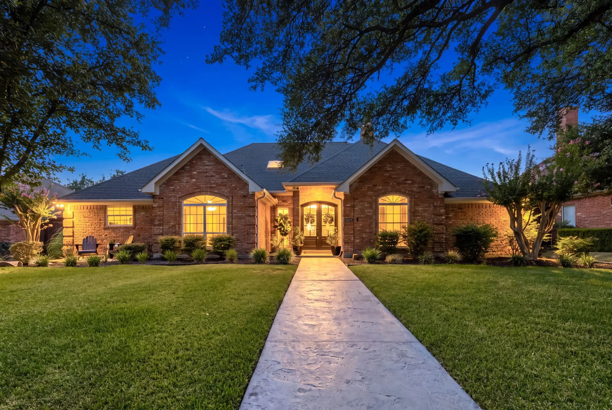 Single Family Residence For Sale in Collin County , 1801 Triple Crown Lane, Plano, Texas 75093, 4 Bedroom, 3 Bathroom, 2 Garage spaces, 2,923 Sqft, built in 1984, mls#21373476, Real Estate Agent in Plano, Homes For Sale in Collin county, Homes For Sale in Plano, Realtor in Plano Texas, Real Estate Brokerage Independent Realty Texas, Luminita Cordes Realtor