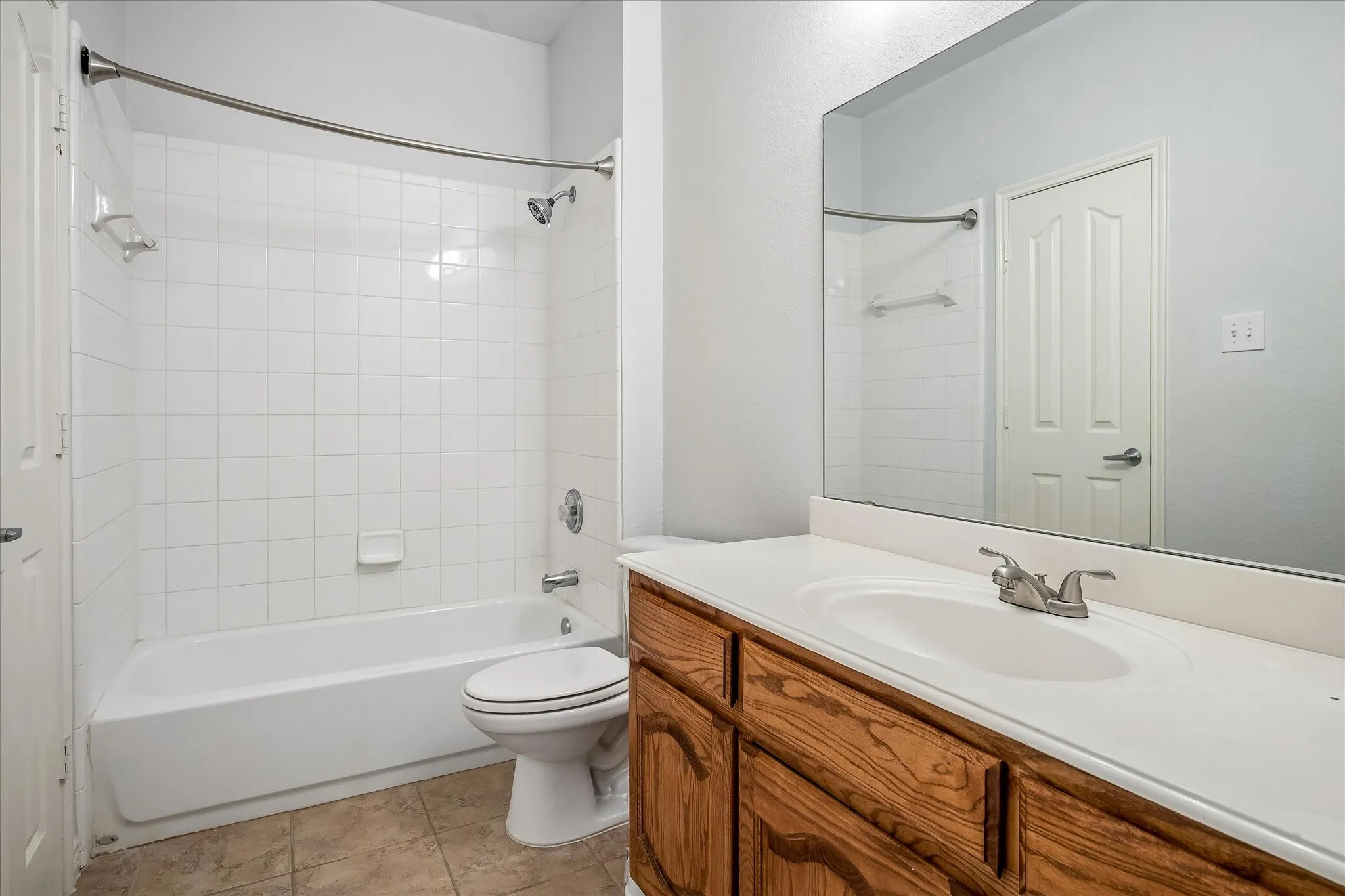 Single Family Residence For Sale in Collin County , 8016 Silverado Trail, Mc Kinney, Texas 75070, 4 Bedroom, 2 Bathroom, 2 Garage spaces, 2,229 Sqft, built in 2006, mls#21389202, Real Estate Agent in Mc Kinney, Homes For Sale in Collin county, Homes For Sale in Mc Kinney, Realtor in Mc Kinney Texas, Real Estate Brokerage Independent Realty Texas, Luminita Cordes Realtor