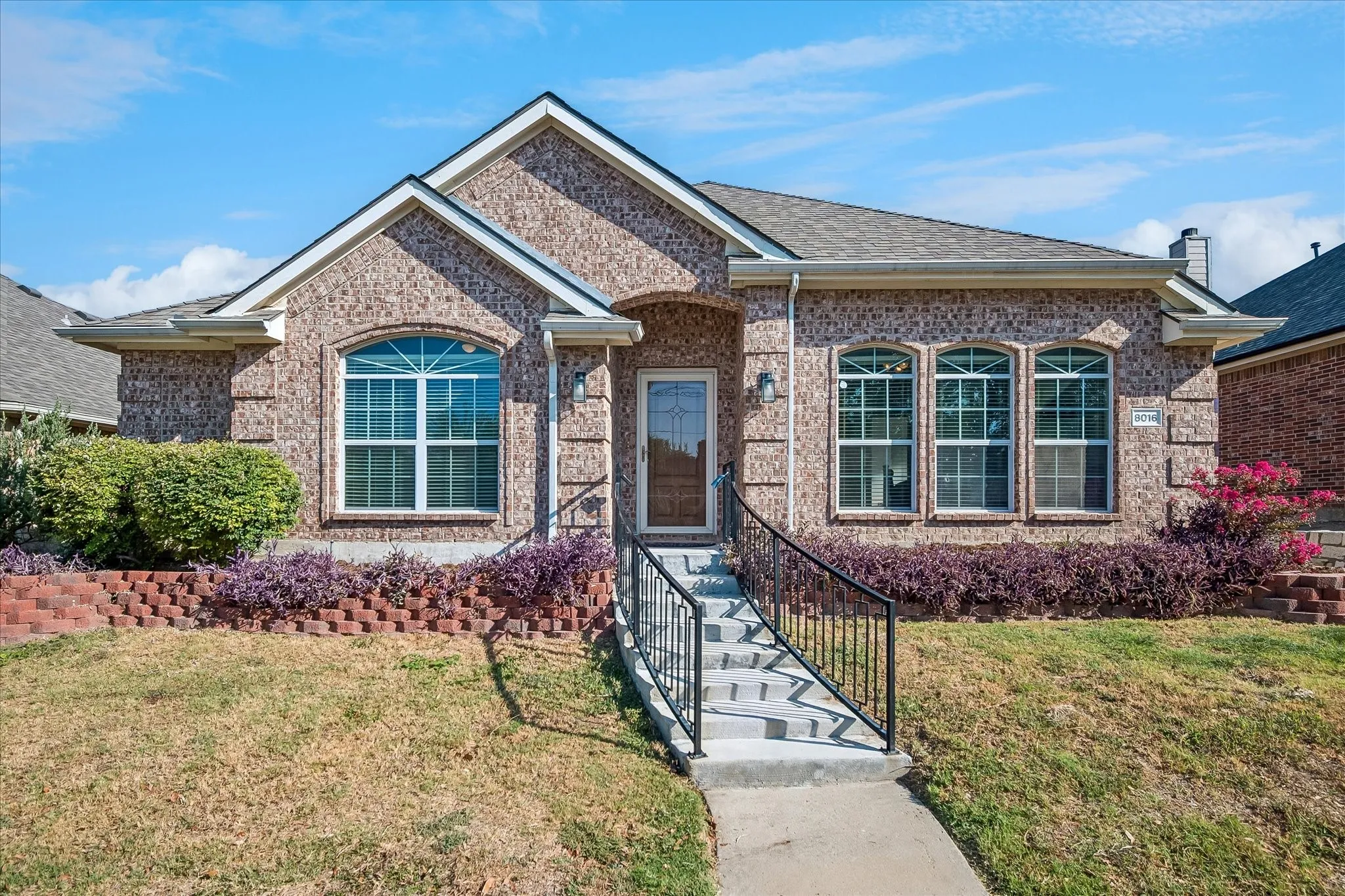 Single Family Residence For Sale in Collin County , 8016 Silverado Trail, Mc Kinney, Texas 75070, 4 Bedroom, 2 Bathroom, 2 Garage spaces, 2,229 Sqft, built in 2006, mls#21389202, Real Estate Agent in Mc Kinney, Homes For Sale in Collin county, Homes For Sale in Mc Kinney, Realtor in Mc Kinney Texas, Real Estate Brokerage Independent Realty Texas, Luminita Cordes Realtor