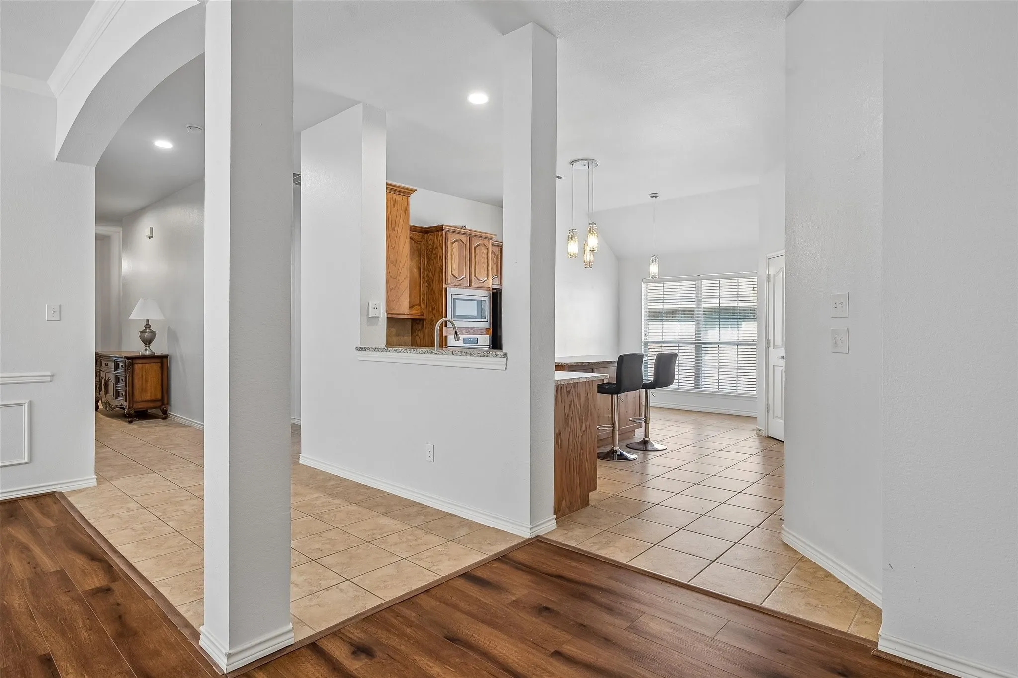 Single Family Residence For Sale in Collin County , 8016 Silverado Trail, Mc Kinney, Texas 75070, 4 Bedroom, 2 Bathroom, 2 Garage spaces, 2,229 Sqft, built in 2006, mls#21389202, Real Estate Agent in Mc Kinney, Homes For Sale in Collin county, Homes For Sale in Mc Kinney, Realtor in Mc Kinney Texas, Real Estate Brokerage Independent Realty Texas, Luminita Cordes Realtor