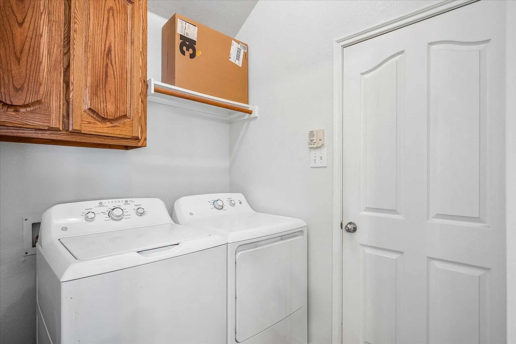 Single Family Residence For Sale in Collin County , 8016 Silverado Trail, Mc Kinney, Texas 75070, 4 Bedroom, 2 Bathroom, 2 Garage spaces, 2,229 Sqft, built in 2006, mls#21389202, Real Estate Agent in Mc Kinney, Homes For Sale in Collin county, Homes For Sale in Mc Kinney, Realtor in Mc Kinney Texas, Real Estate Brokerage Independent Realty Texas, Luminita Cordes Realtor