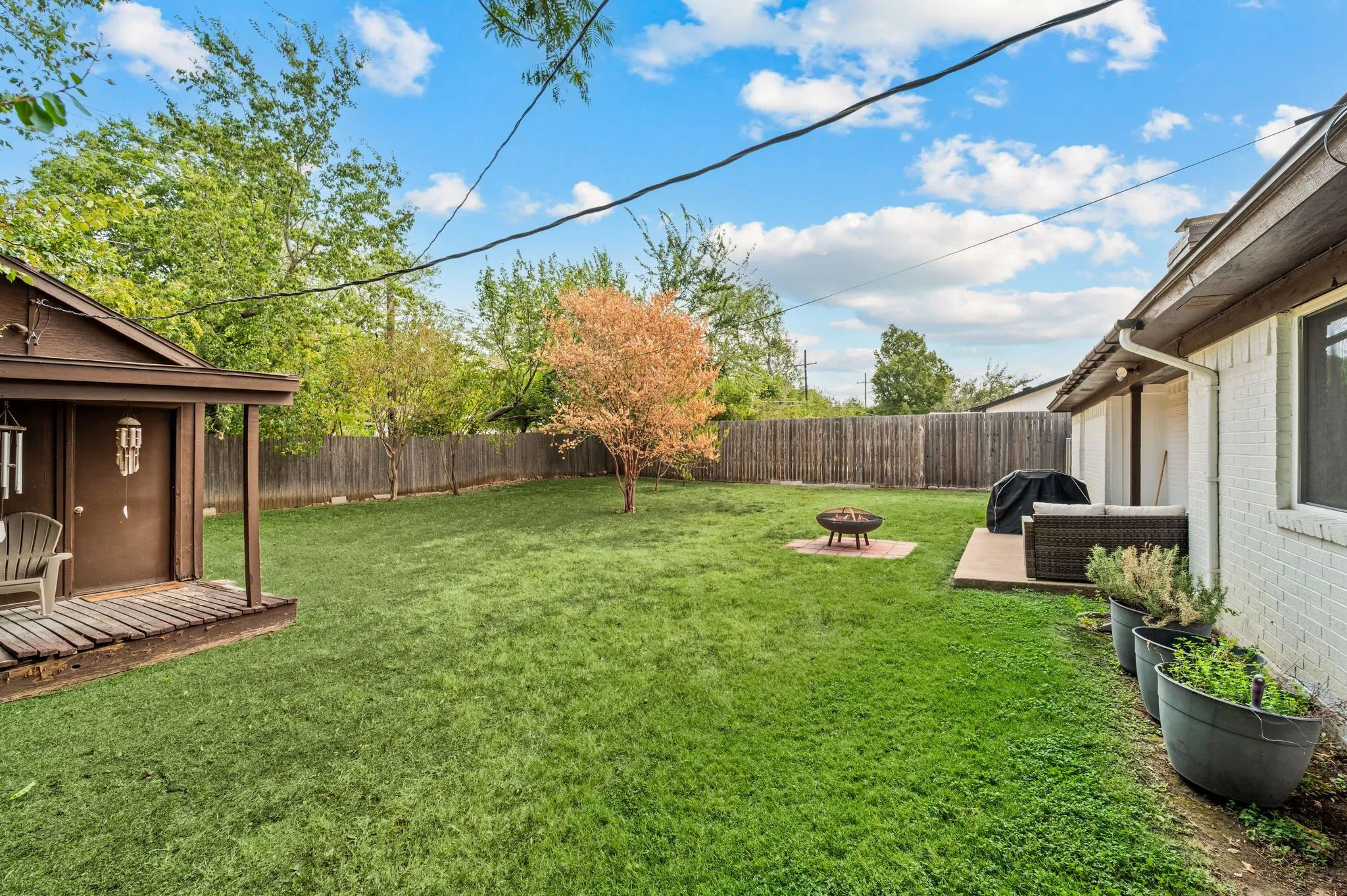 Single Family Residence For Sale in Tarrant County , 7613 N Richland Boulevard, North Richland Hills, Texas 76180, 3 Bedroom, 2 Bathroom, 2 Garage spaces, 1,565 Sqft, built in 1975, mls#21380868, Real Estate Agent in North Richland Hills, Homes For Sale in Tarrant county, Homes For Sale in North Richland Hills, Realtor in North Richland Hills Texas, Real Estate Brokerage Independent Realty Texas, Luminita Cordes Realtor