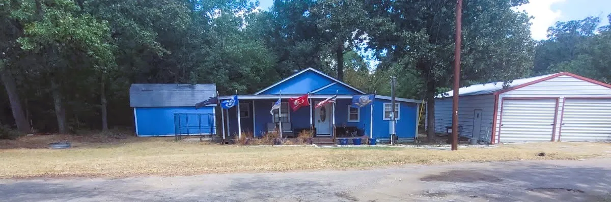 Single Family Residence For Sale in Rains County , 212 Private Road 7721, Emory, Texas 75440, 2 Bedroom, 1 Bathroom, 4 Garage spaces, 800 Sqft, built in 2000, mls#21390131, Real Estate Agent in Emory, Homes For Sale in Rains county, Homes For Sale in Emory, Realtor in Emory Texas, Real Estate Brokerage Independent Realty Texas, Luminita Cordes Realtor