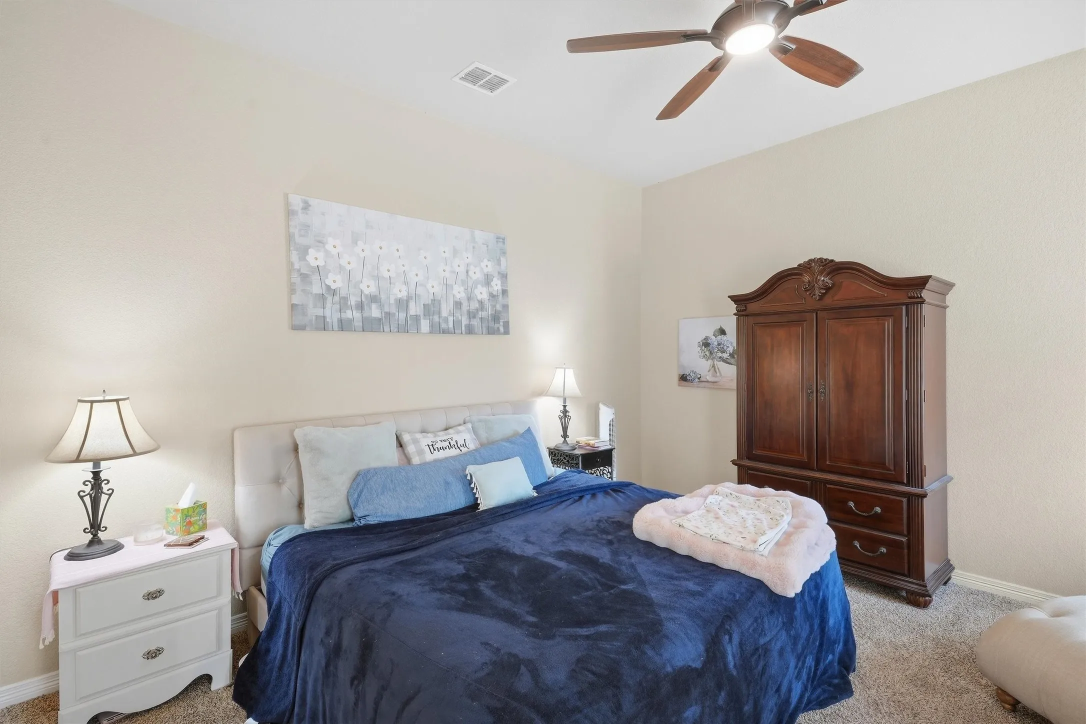 Single Family Residence For Sale in Tarrant County , 516 Magnolia Parkway, Benbrook, Texas 76126, 3 Bedroom, 3 Bathroom, 2 Garage spaces, 2,402 Sqft, built in 2010, mls#21388045, Real Estate Agent in Benbrook, Homes For Sale in Tarrant county, Homes For Sale in Benbrook, Realtor in Benbrook Texas, Real Estate Brokerage Independent Realty Texas, Luminita Cordes Realtor