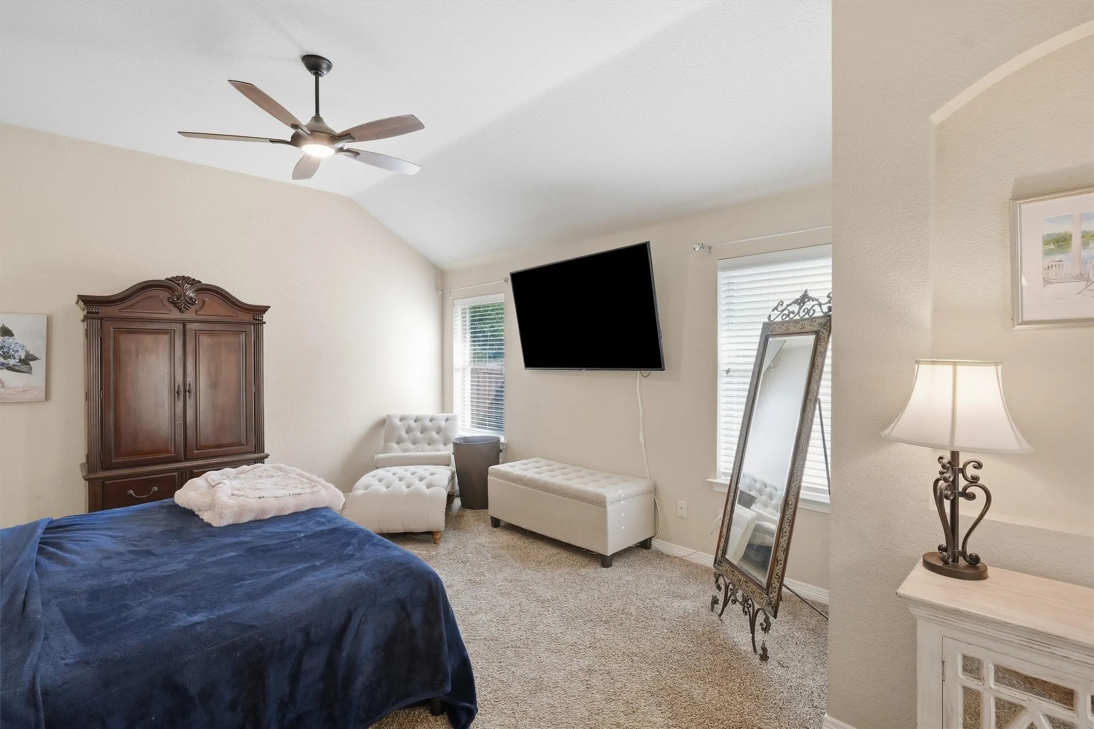 Single Family Residence For Sale in Tarrant County , 516 Magnolia Parkway, Benbrook, Texas 76126, 3 Bedroom, 3 Bathroom, 2 Garage spaces, 2,402 Sqft, built in 2010, mls#21388045, Real Estate Agent in Benbrook, Homes For Sale in Tarrant county, Homes For Sale in Benbrook, Realtor in Benbrook Texas, Real Estate Brokerage Independent Realty Texas, Luminita Cordes Realtor