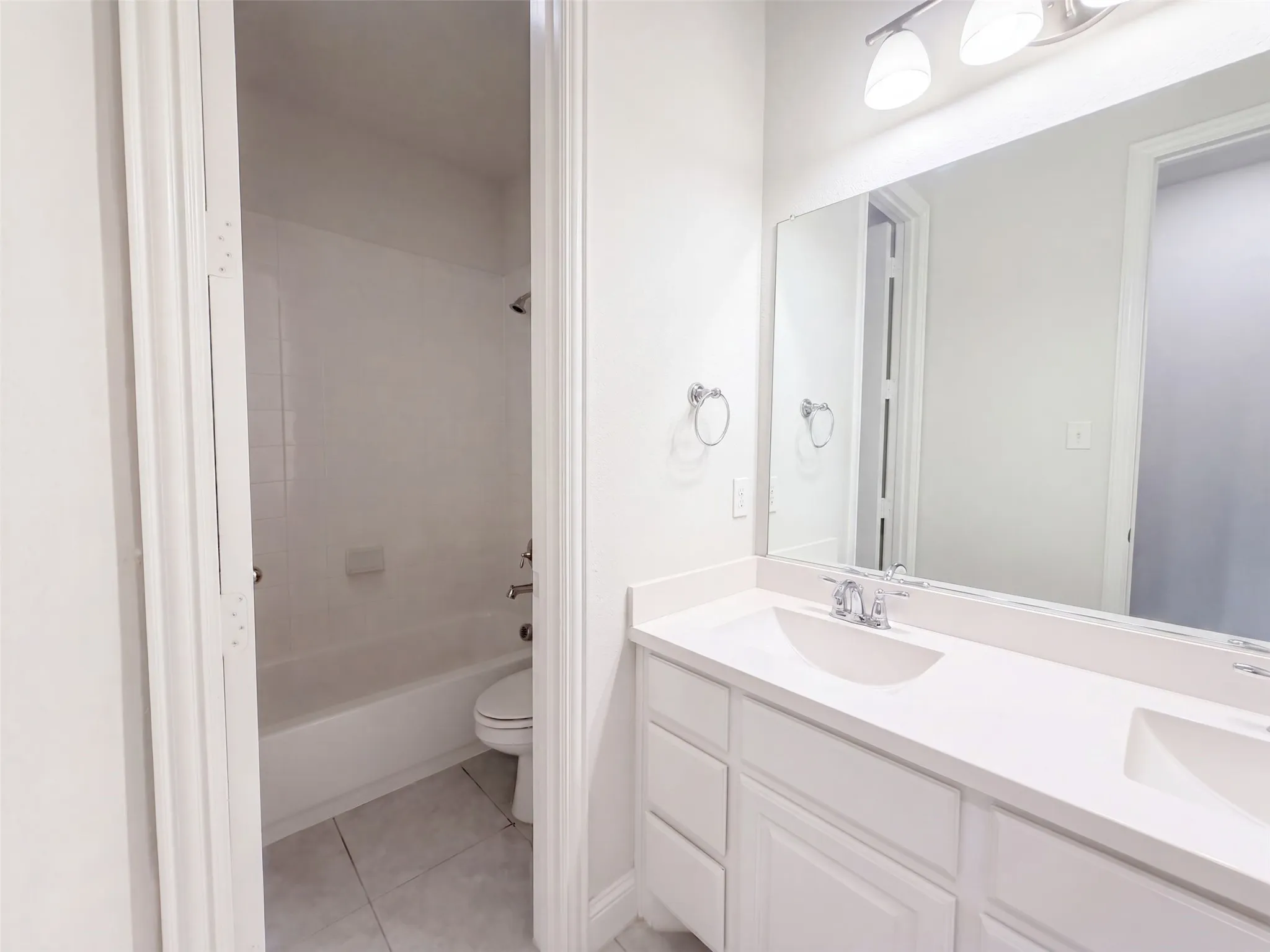 Single Family Residence For Sale in Denton County , 16204 Cullen Park Way, Prosper, Texas 75078, 4 Bedroom, 3 Bathroom, 3 Garage spaces, 3,008 Sqft, built in 2018, mls#21390135, Real Estate Agent in Prosper, Homes For Sale in Denton county, Homes For Sale in Prosper, Realtor in Prosper Texas, Real Estate Brokerage Independent Realty Texas, Luminita Cordes Realtor