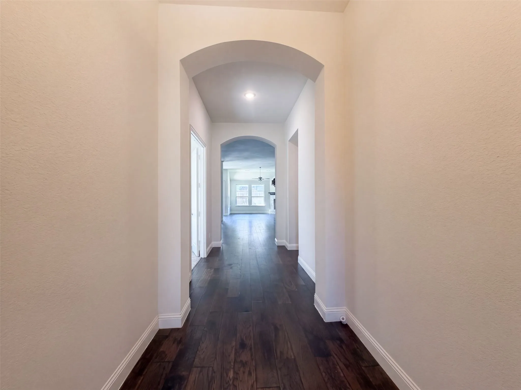 Single Family Residence For Sale in Denton County , 16204 Cullen Park Way, Prosper, Texas 75078, 4 Bedroom, 3 Bathroom, 3 Garage spaces, 3,008 Sqft, built in 2018, mls#21390135, Real Estate Agent in Prosper, Homes For Sale in Denton county, Homes For Sale in Prosper, Realtor in Prosper Texas, Real Estate Brokerage Independent Realty Texas, Luminita Cordes Realtor