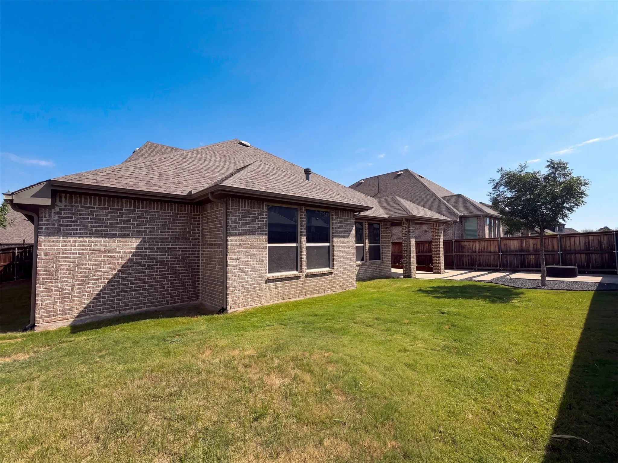 Single Family Residence For Sale in Denton County , 16204 Cullen Park Way, Prosper, Texas 75078, 4 Bedroom, 3 Bathroom, 3 Garage spaces, 3,008 Sqft, built in 2018, mls#21390135, Real Estate Agent in Prosper, Homes For Sale in Denton county, Homes For Sale in Prosper, Realtor in Prosper Texas, Real Estate Brokerage Independent Realty Texas, Luminita Cordes Realtor