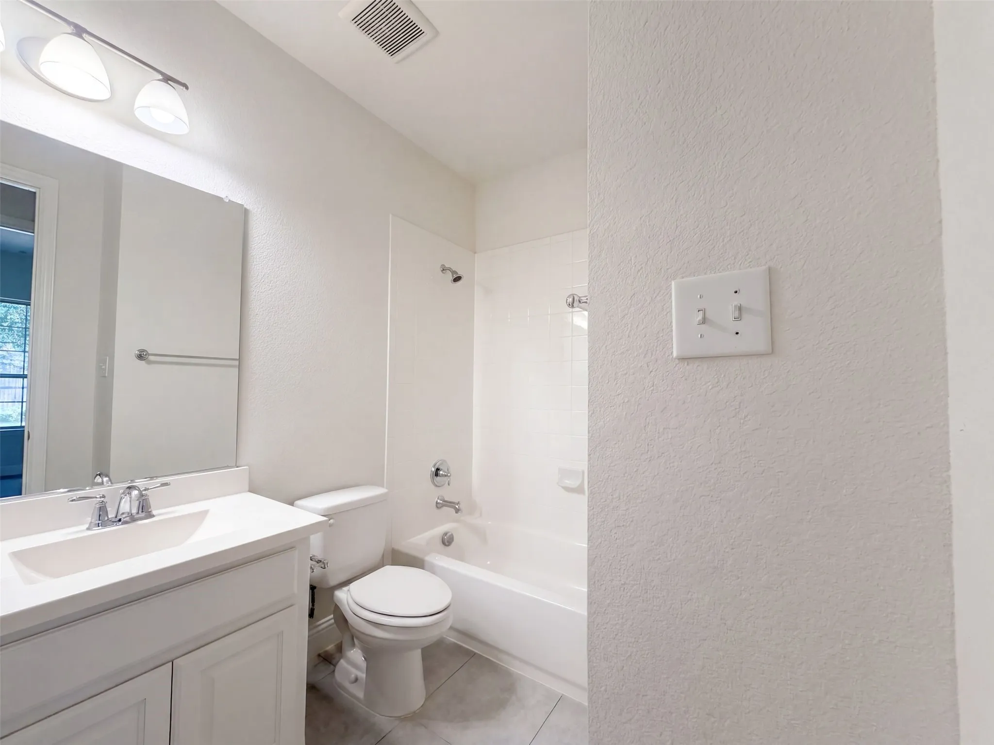 Single Family Residence For Sale in Denton County , 16204 Cullen Park Way, Prosper, Texas 75078, 4 Bedroom, 3 Bathroom, 3 Garage spaces, 3,008 Sqft, built in 2018, mls#21390135, Real Estate Agent in Prosper, Homes For Sale in Denton county, Homes For Sale in Prosper, Realtor in Prosper Texas, Real Estate Brokerage Independent Realty Texas, Luminita Cordes Realtor