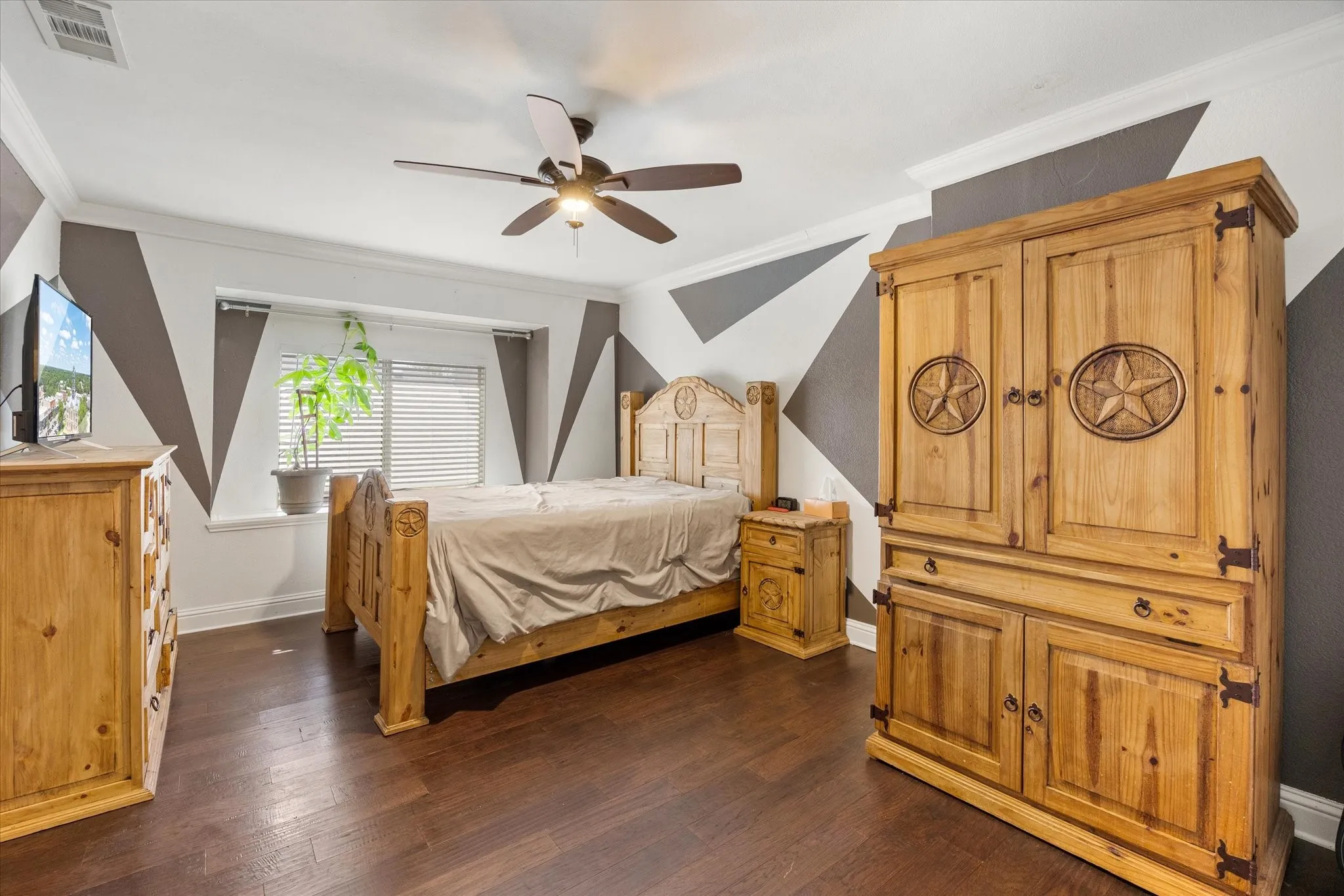 Single Family Residence For Sale in Tarrant County , 1244 Topeka Drive, Saginaw, Texas 76131, 4 Bedroom, 3 Bathroom, 2 Garage spaces, 4,064 Sqft, built in 1999, mls#21388450, Real Estate Agent in Saginaw, Homes For Sale in Tarrant county, Homes For Sale in Saginaw, Realtor in Saginaw Texas, Real Estate Brokerage Independent Realty Texas, Luminita Cordes Realtor