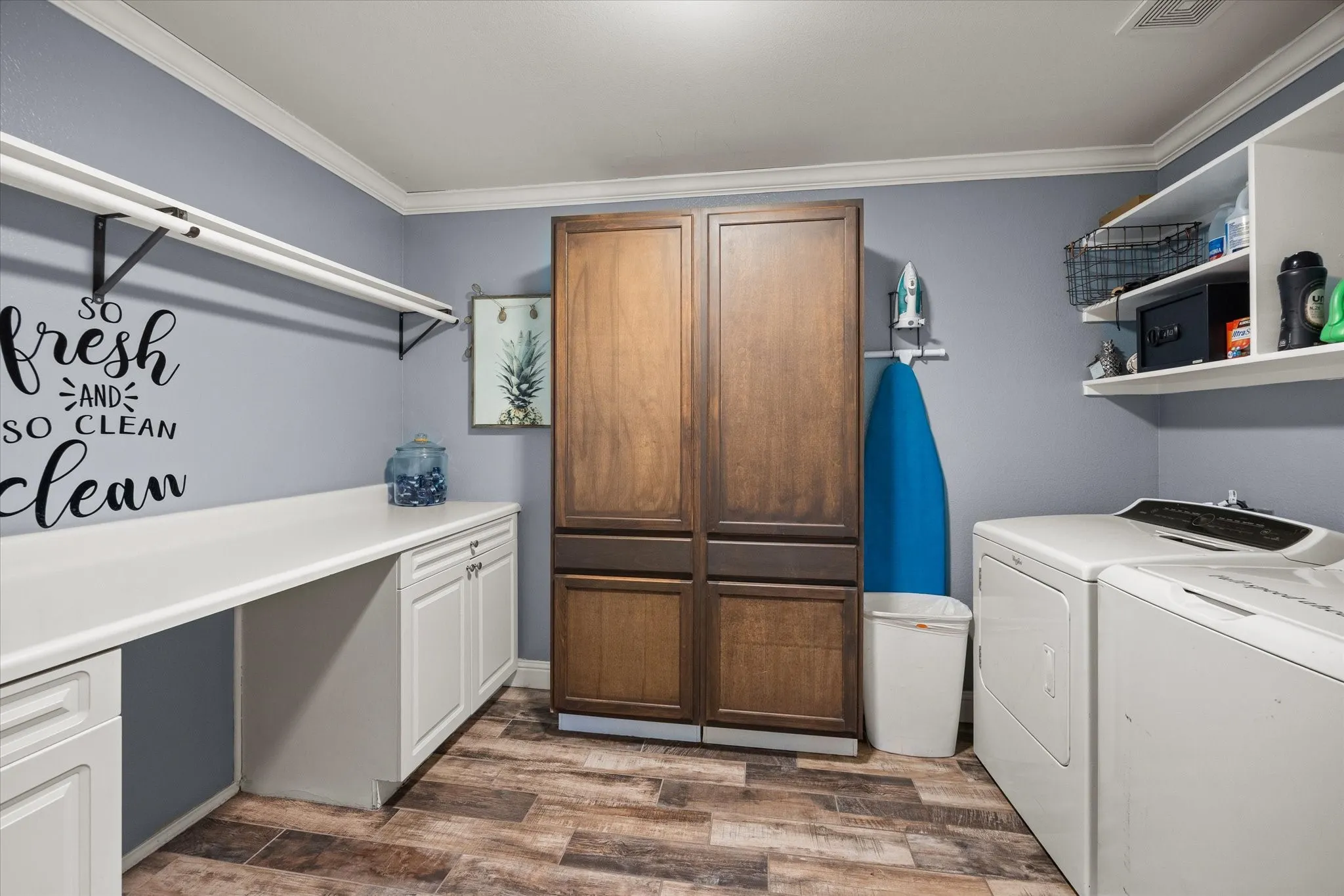 Single Family Residence For Sale in Tarrant County , 1244 Topeka Drive, Saginaw, Texas 76131, 4 Bedroom, 3 Bathroom, 2 Garage spaces, 4,064 Sqft, built in 1999, mls#21388450, Real Estate Agent in Saginaw, Homes For Sale in Tarrant county, Homes For Sale in Saginaw, Realtor in Saginaw Texas, Real Estate Brokerage Independent Realty Texas, Luminita Cordes Realtor