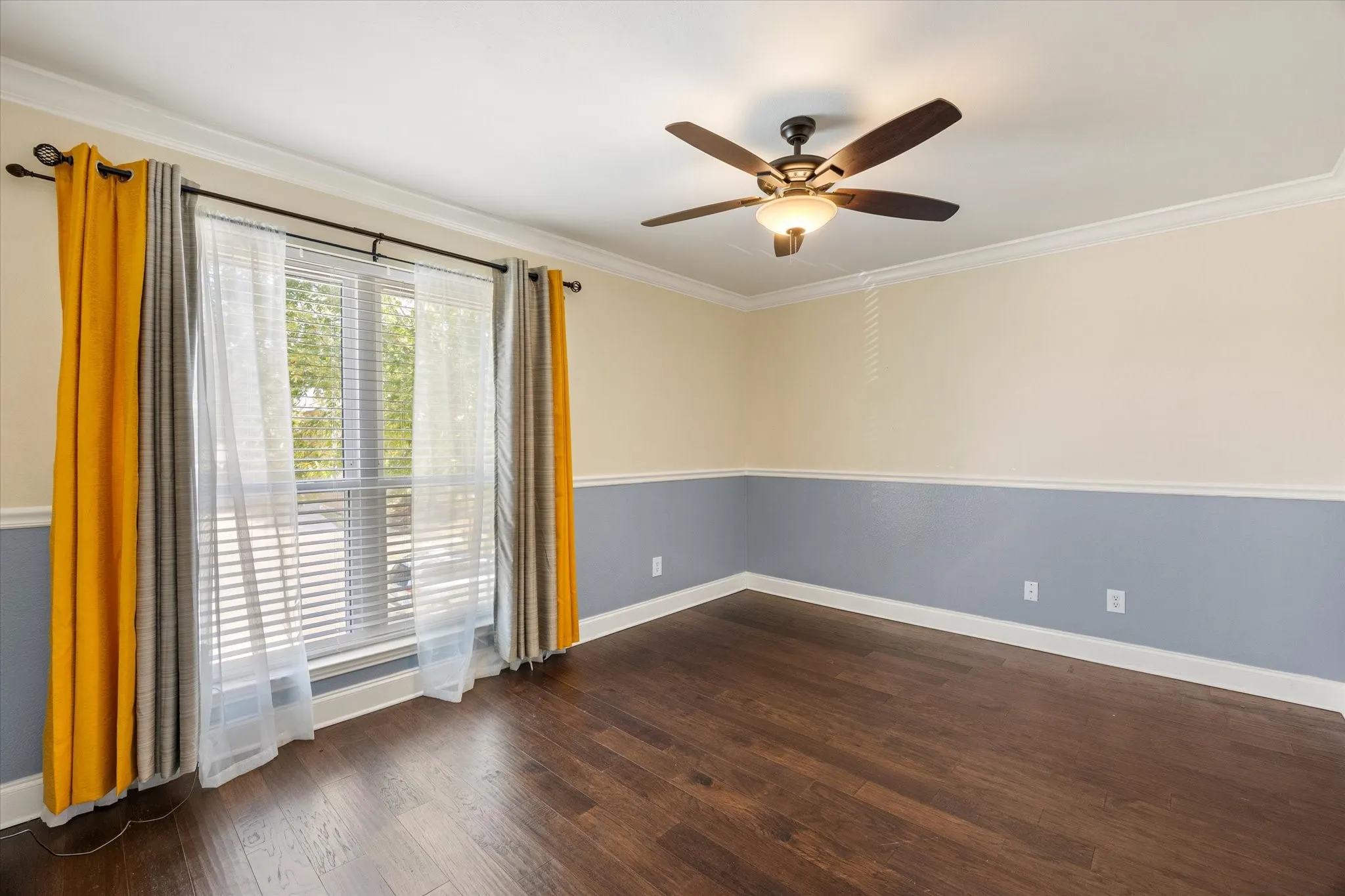 Single Family Residence For Sale in Tarrant County , 1244 Topeka Drive, Saginaw, Texas 76131, 4 Bedroom, 3 Bathroom, 2 Garage spaces, 4,064 Sqft, built in 1999, mls#21388450, Real Estate Agent in Saginaw, Homes For Sale in Tarrant county, Homes For Sale in Saginaw, Realtor in Saginaw Texas, Real Estate Brokerage Independent Realty Texas, Luminita Cordes Realtor