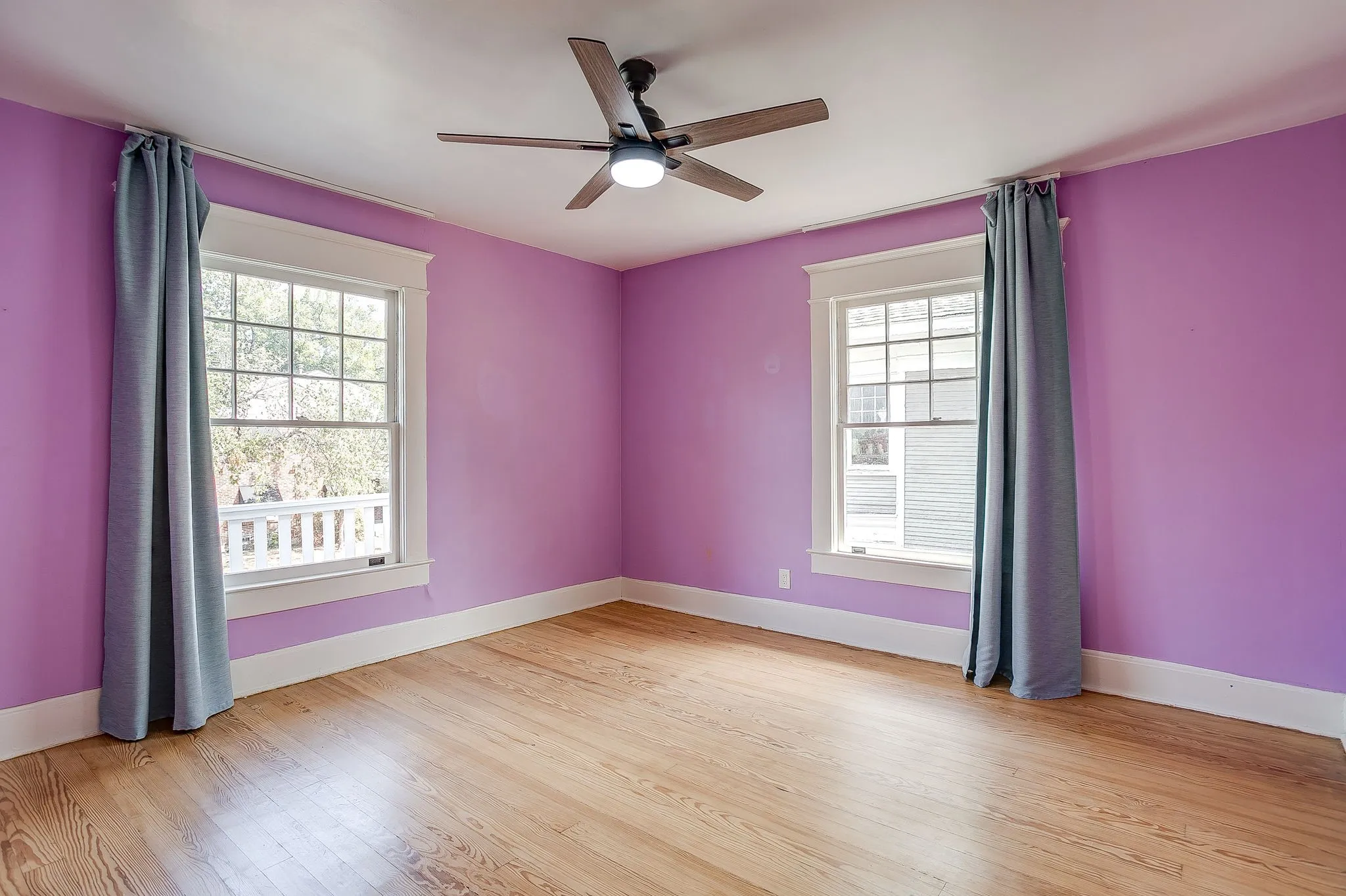 Single Family Residence For Sale in Tarrant County , 1406 6th Avenue, Fort Worth, Texas 76104, 3 Bedroom, 2 Bathroom, Garage spaces, 2,043 Sqft, built in 1915, mls#21390120, Real Estate Agent in Fort Worth, Homes For Sale in Tarrant county, Homes For Sale in Fort Worth, Realtor in Fort Worth Texas, Real Estate Brokerage Independent Realty Texas, Luminita Cordes Realtor