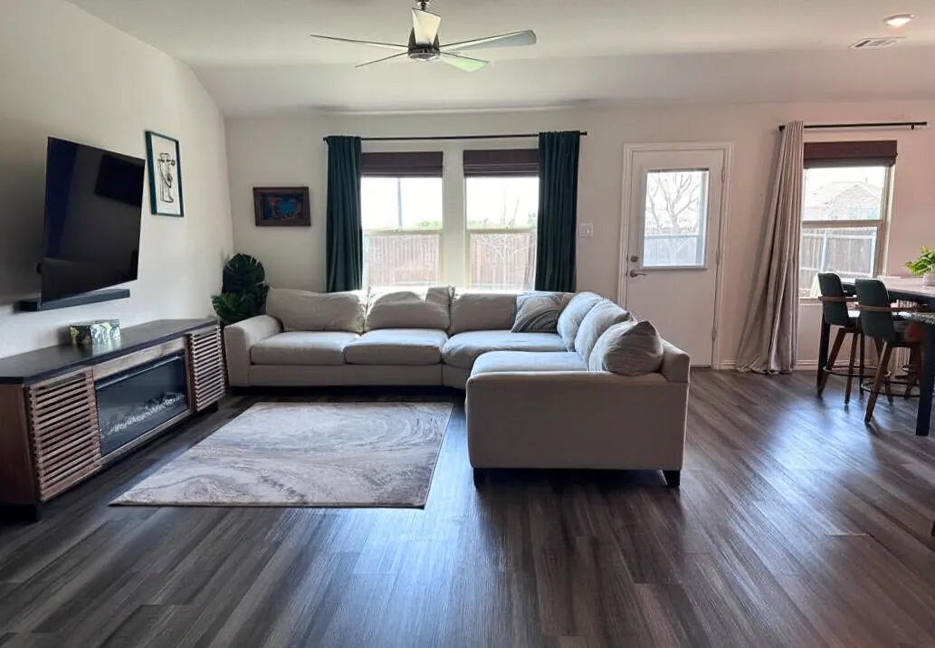 Single Family Residence For Rent in Rockwall County , 157 Lisa Lane, Royse City, Texas 75189, 4 Bedroom, 3 Bathroom, 2 Garage spaces, 2,247 Sqft, built in 2020, mls#21389852, Real Estate Agent in Royse City, Homes For Rent in Rockwall county, Homes For Rent in Royse City, Realtor in Royse City Texas, Real Estate Brokerage Independent Realty Texas, Luminita Cordes Realtor