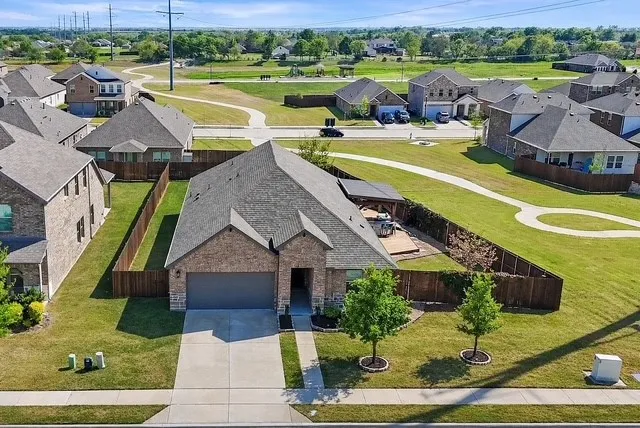 Single Family Residence For Rent in Rockwall County , 157 Lisa Lane, Royse City, Texas 75189, 4 Bedroom, 3 Bathroom, 2 Garage spaces, 2,247 Sqft, built in 2020, mls#21389852, Real Estate Agent in Royse City, Homes For Rent in Rockwall county, Homes For Rent in Royse City, Realtor in Royse City Texas, Real Estate Brokerage Independent Realty Texas, Luminita Cordes Realtor