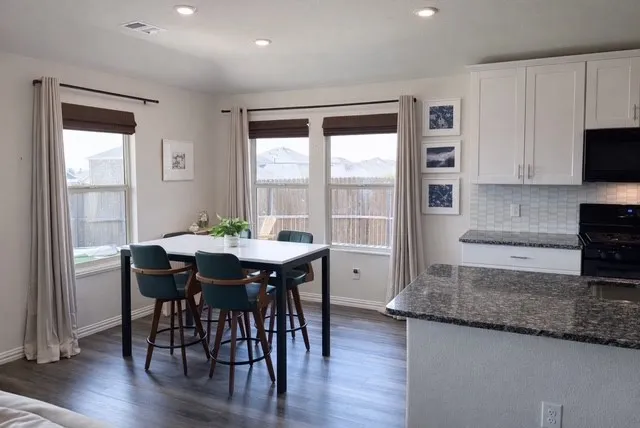 Single Family Residence For Rent in Rockwall County , 157 Lisa Lane, Royse City, Texas 75189, 4 Bedroom, 3 Bathroom, 2 Garage spaces, 2,247 Sqft, built in 2020, mls#21389852, Real Estate Agent in Royse City, Homes For Rent in Rockwall county, Homes For Rent in Royse City, Realtor in Royse City Texas, Real Estate Brokerage Independent Realty Texas, Luminita Cordes Realtor