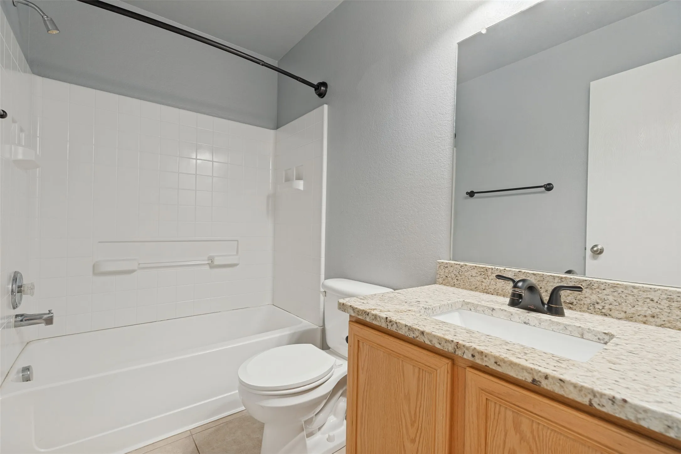 Single Family Residence For Rent in Collin County , 409 Bonnie Court, Anna, Texas 75409, 3 Bedroom, 2 Bathroom, 2 Garage spaces, 1,601 Sqft, built in 2005, mls#21389394, Real Estate Agent in Anna, Homes For Rent in Collin county, Homes For Rent in Anna, Realtor in Anna Texas, Real Estate Brokerage Independent Realty Texas, Luminita Cordes Realtor