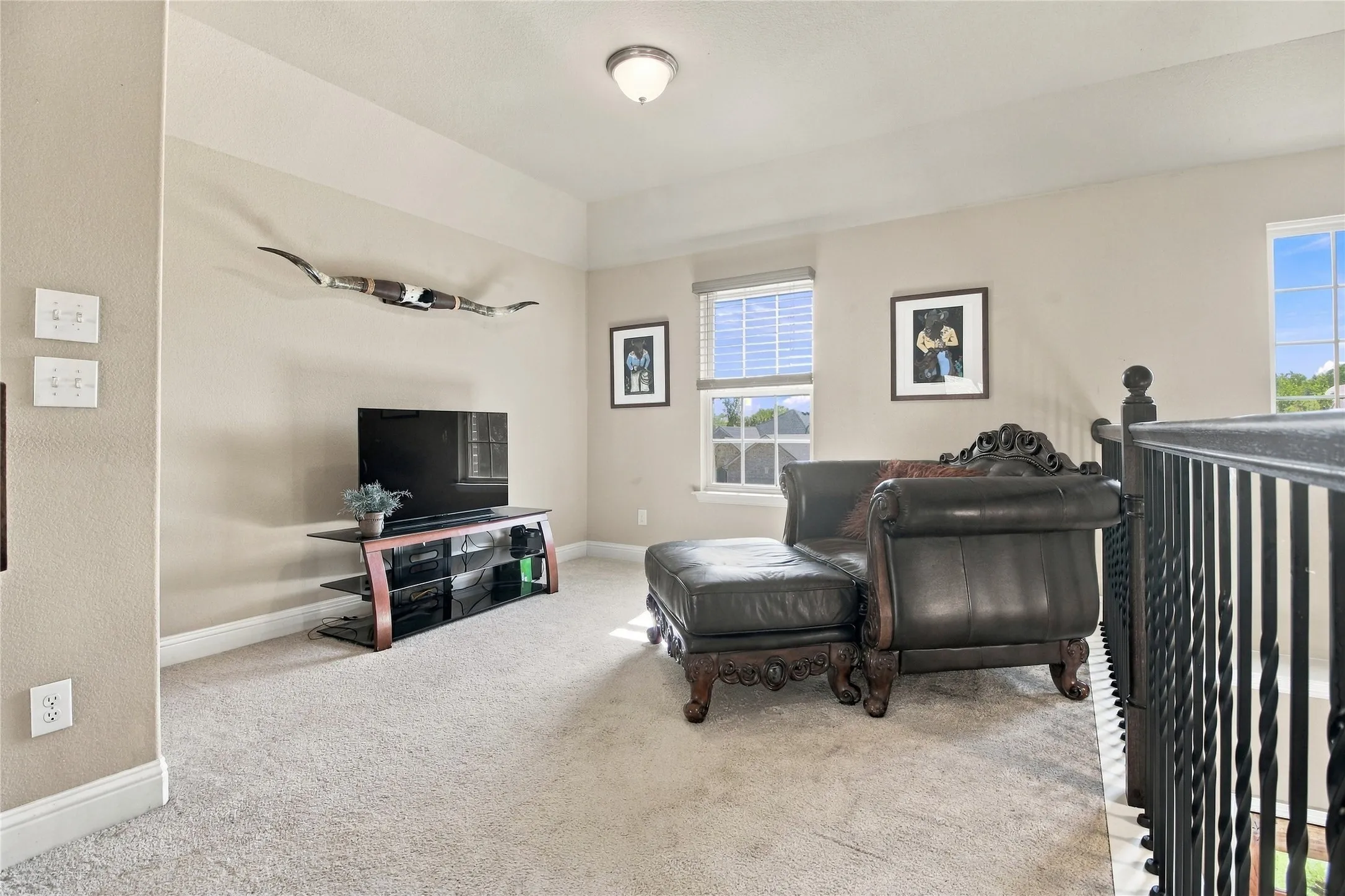 Single Family Residence For Sale in Collin County , 800 Spring Falls Drive, Mc Kinney, Texas 75071, 3 Bedroom, 3 Bathroom, 2 Garage spaces, 2,358 Sqft, built in 2015, mls#21389874, Real Estate Agent in Mc Kinney, Homes For Sale in Collin county, Homes For Sale in Mc Kinney, Realtor in Mc Kinney Texas, Real Estate Brokerage Independent Realty Texas, Luminita Cordes Realtor