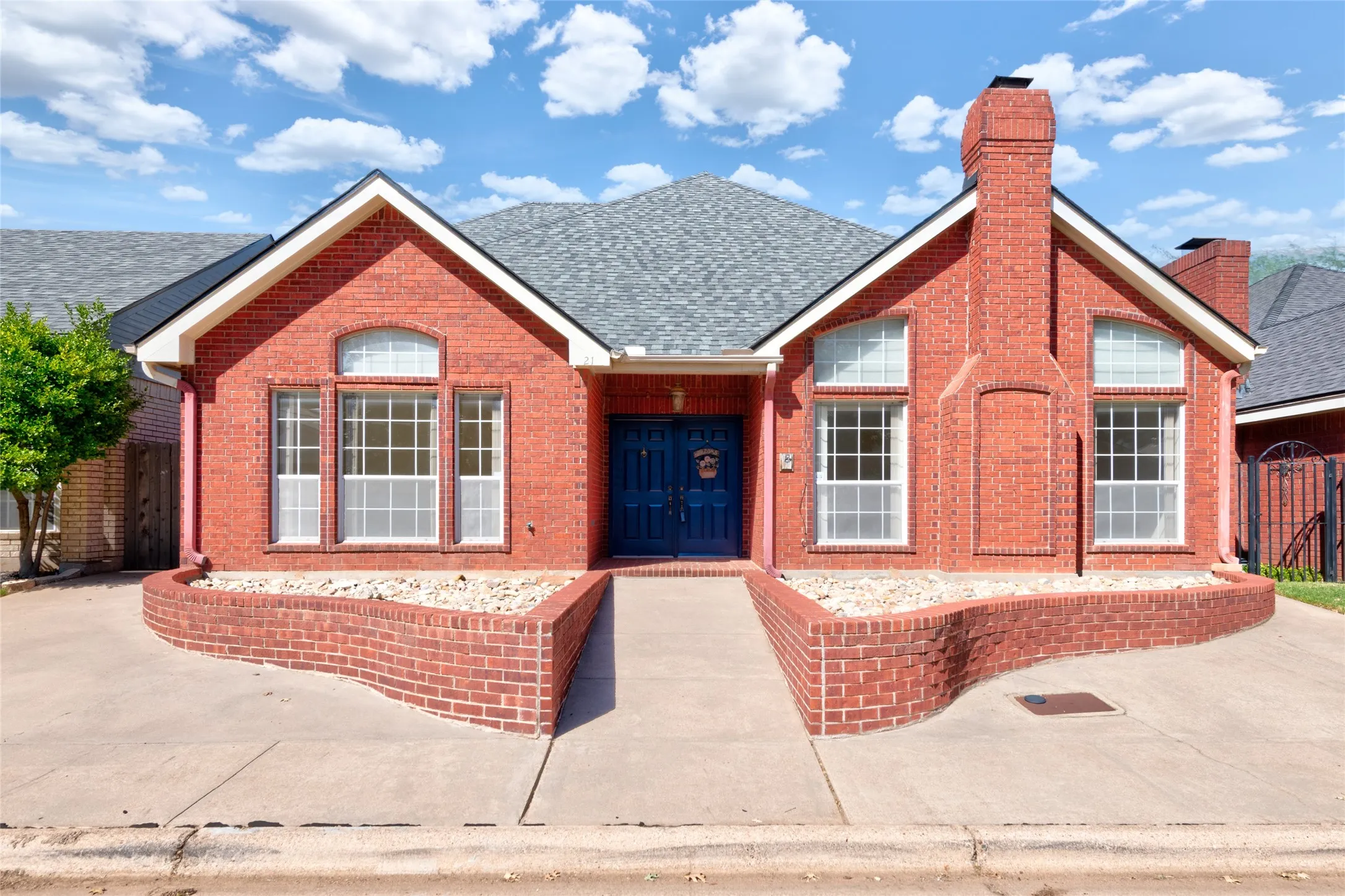 Single Family Residence For Sale