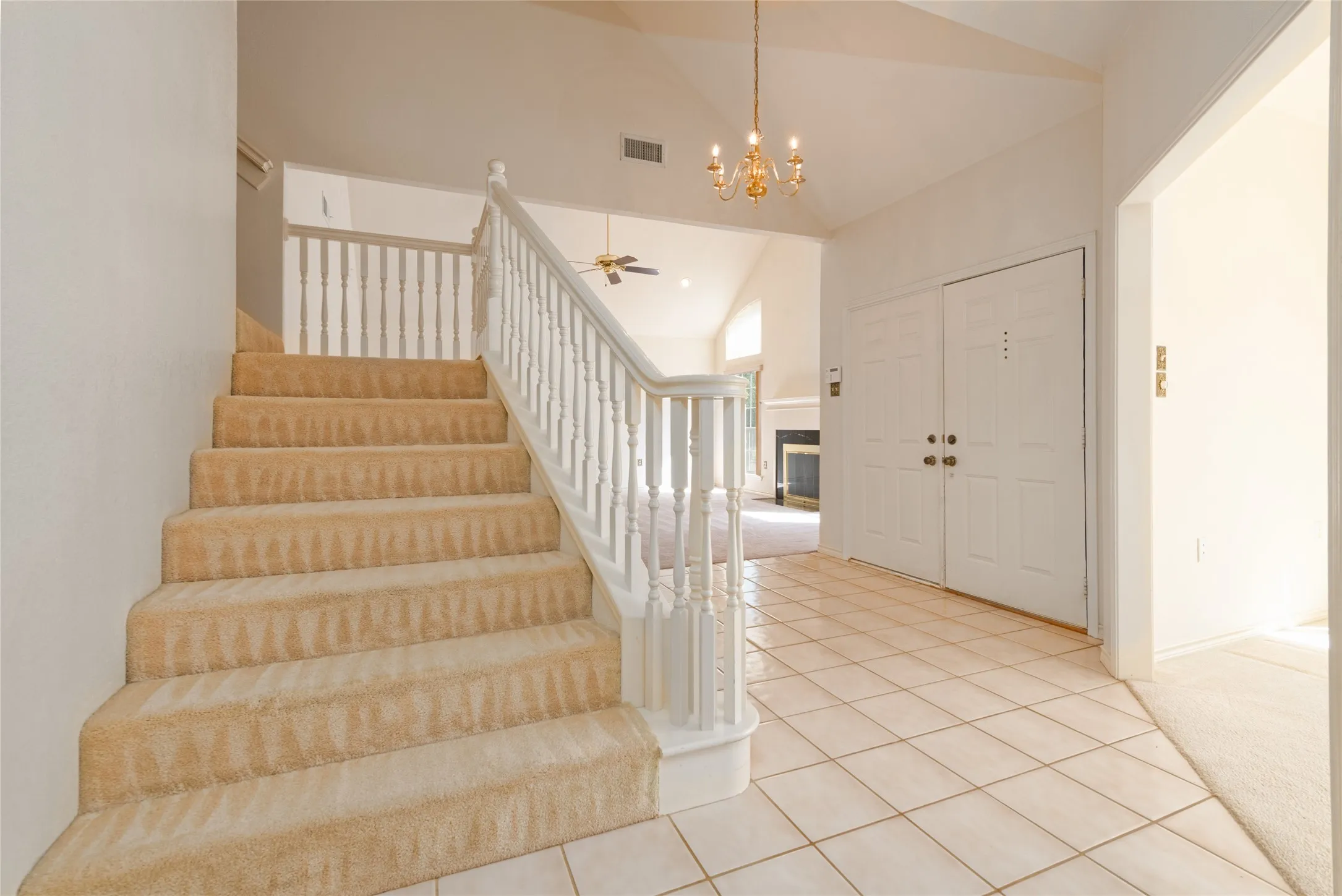 Single Family Residence For Sale in Taylor County , 21 Wynrush Circle, Abilene, Texas 79606, 3 Bedroom, 3 Bathroom, 2 Garage spaces, 2,355 Sqft, built in 1995, mls#21389921, Real Estate Agent in Abilene, Homes For Sale in Taylor county, Homes For Sale in Abilene, Realtor in Abilene Texas, Real Estate Brokerage Independent Realty Texas, Luminita Cordes Realtor