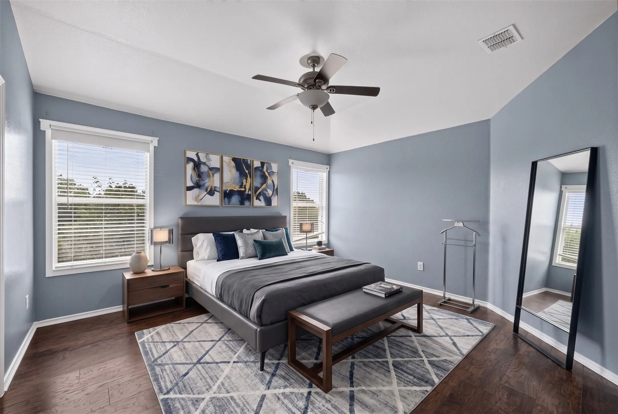 Single Family Residence For Sale in Collin County , 9633 Anns Way, Plano, Texas 75025, 3 Bedroom, 3 Bathroom, 2 Garage spaces, 1,980 Sqft, built in 2001, mls#21388122, Real Estate Agent in Plano, Homes For Sale in Collin county, Homes For Sale in Plano, Realtor in Plano Texas, Real Estate Brokerage Independent Realty Texas, Luminita Cordes Realtor