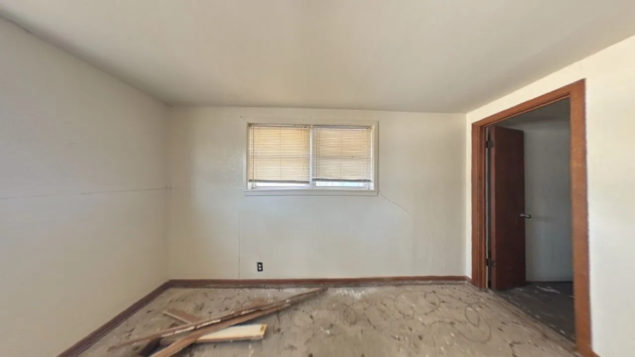 Single Family Residence For Sale in Hardeman County , 310 Combs Street, Quanah, Texas 79252, 3 Bedroom, 2 Bathroom, Garage spaces, 1,854 Sqft, built in 1955, mls#21390141, Real Estate Agent in Quanah, Homes For Sale in Hardeman county, Homes For Sale in Quanah, Realtor in Quanah Texas, Real Estate Brokerage Independent Realty Texas, Luminita Cordes Realtor