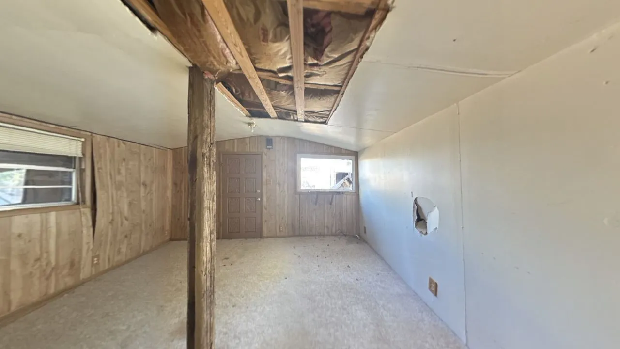 Single Family Residence For Sale in Hardeman County , 310 Combs Street, Quanah, Texas 79252, 3 Bedroom, 2 Bathroom, Garage spaces, 1,854 Sqft, built in 1955, mls#21390141, Real Estate Agent in Quanah, Homes For Sale in Hardeman county, Homes For Sale in Quanah, Realtor in Quanah Texas, Real Estate Brokerage Independent Realty Texas, Luminita Cordes Realtor