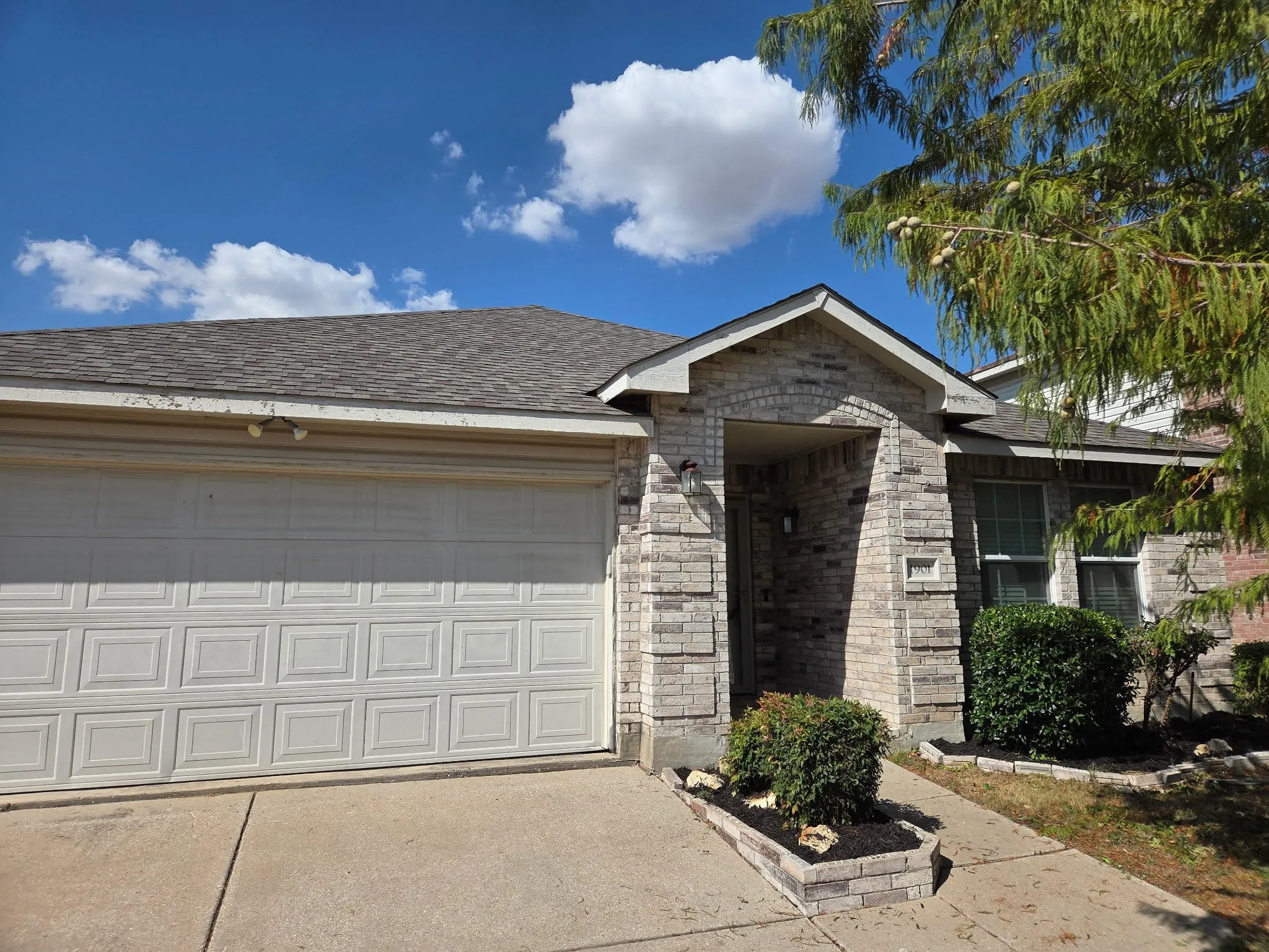 Single Family Residence For Sale